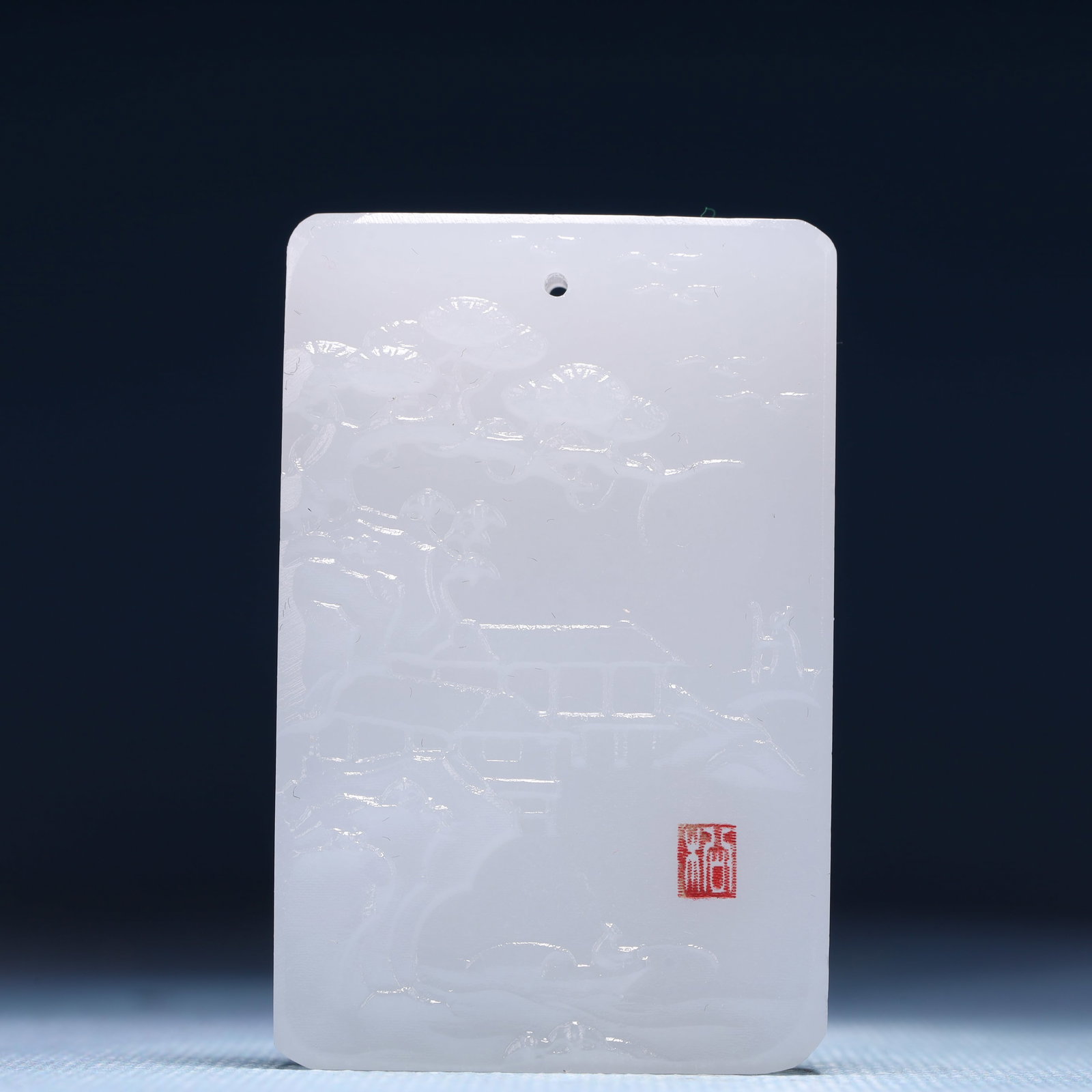 An Exquisite White Jade Landscape Pattern Pendant: An Exquisite White Jade Landscape Pattern Pendant,Size:1.6inx0.4inx2.4in,Weight:51g 白玉山水纹牌