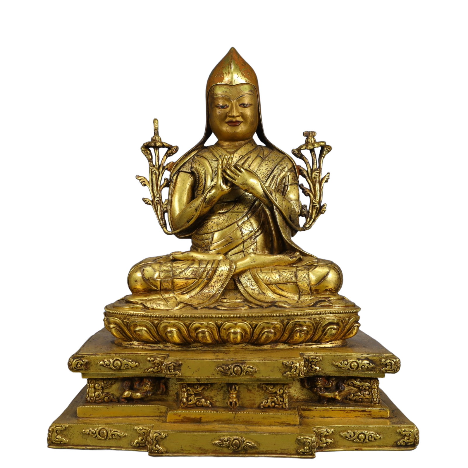 A Solemn Gilt Bronze Statue of Tsongkhapa: A Solemn Gilt Bronze Statue of Tsongkhapa,Qing Dynasty, China,Size:11.4inx7.5inx13.8in,Weight:9850g 铜鎏金宗喀巴像,中国清代