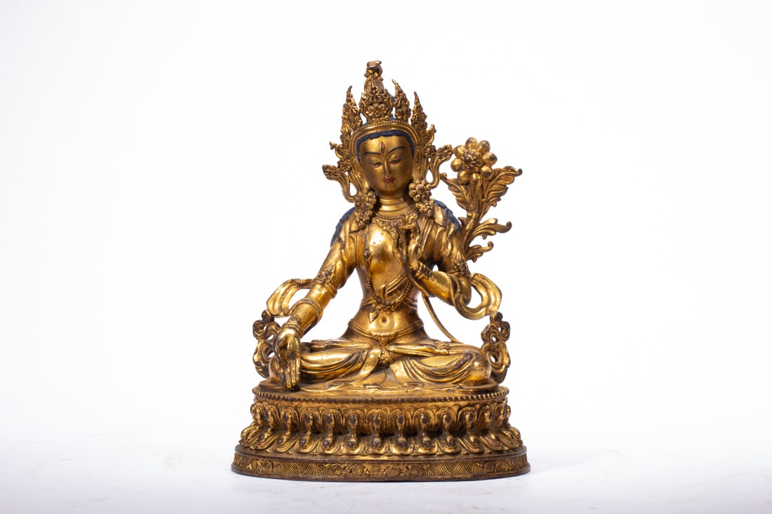 A Solemn Gilt Bronze Statue of Tara: A Solemn Gilt Bronze Statue of Tara,Qing Dynasty,China,Qianlong Mark,Size:5.9inx4.5inx8.3in,Weight:1530g 