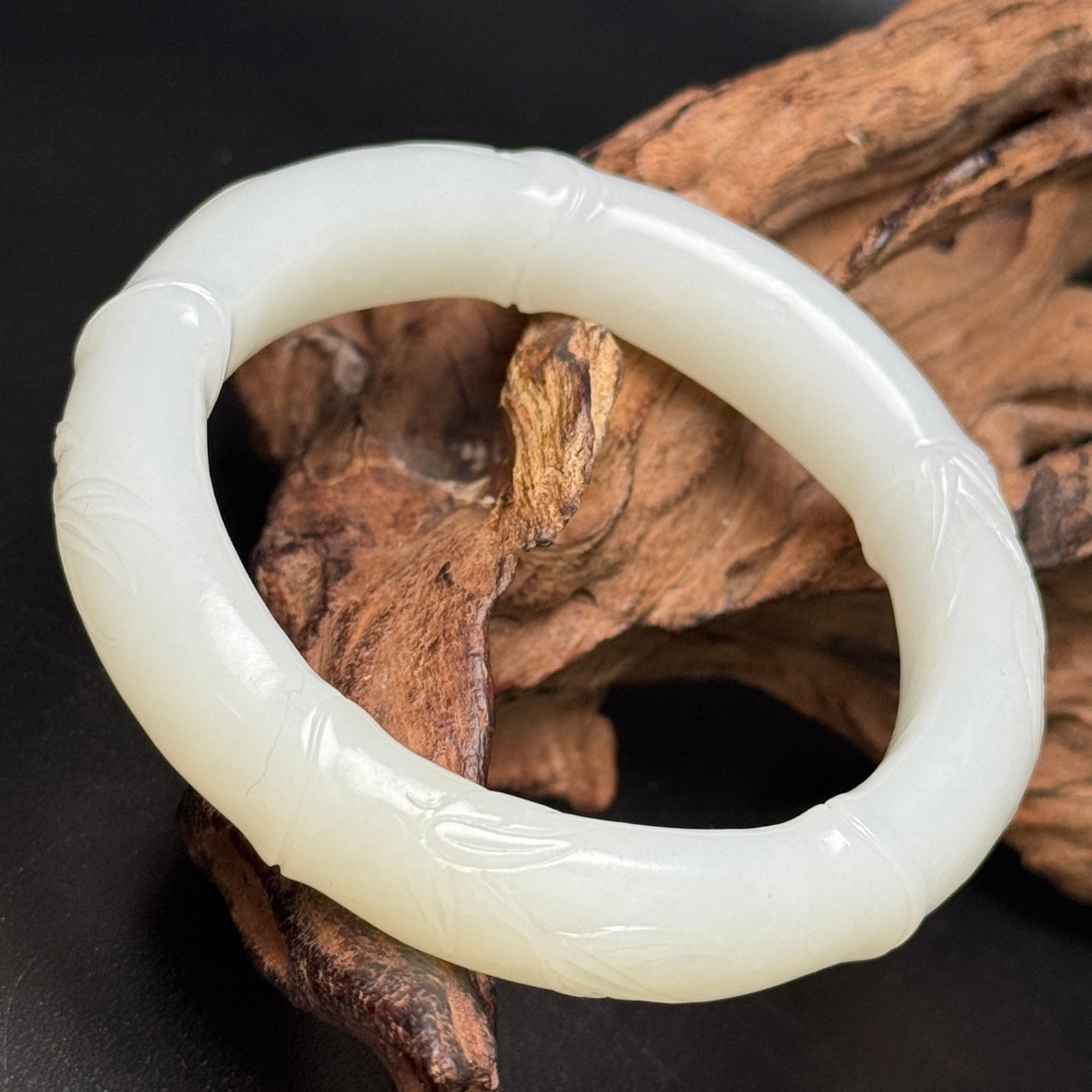 An Exquisite White Jade Bamboo Pattern Bracelets - 7