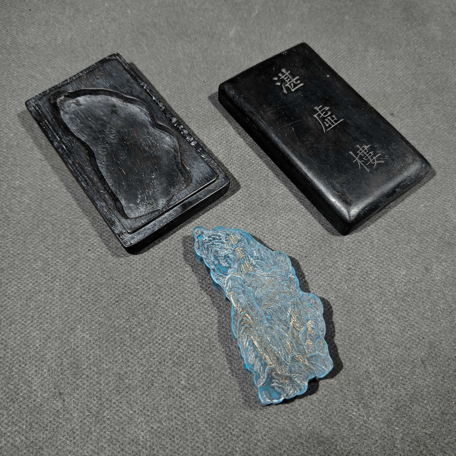 An Exquisite Landscape Pattern Inkstone - 2
