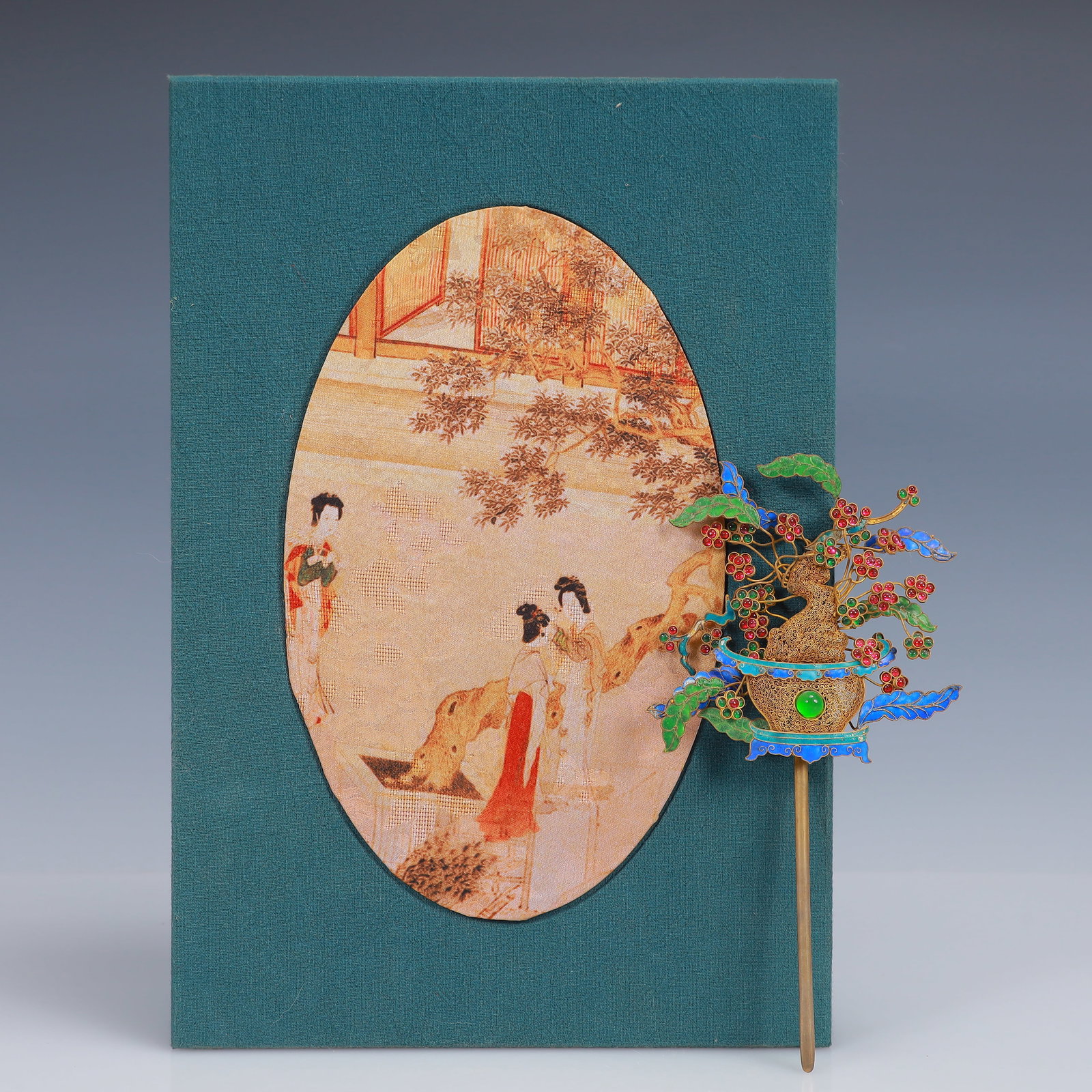 An Exquisite Gilt Bronze Inlaid Gems Flower Pattern Hairpin (1 of 7)