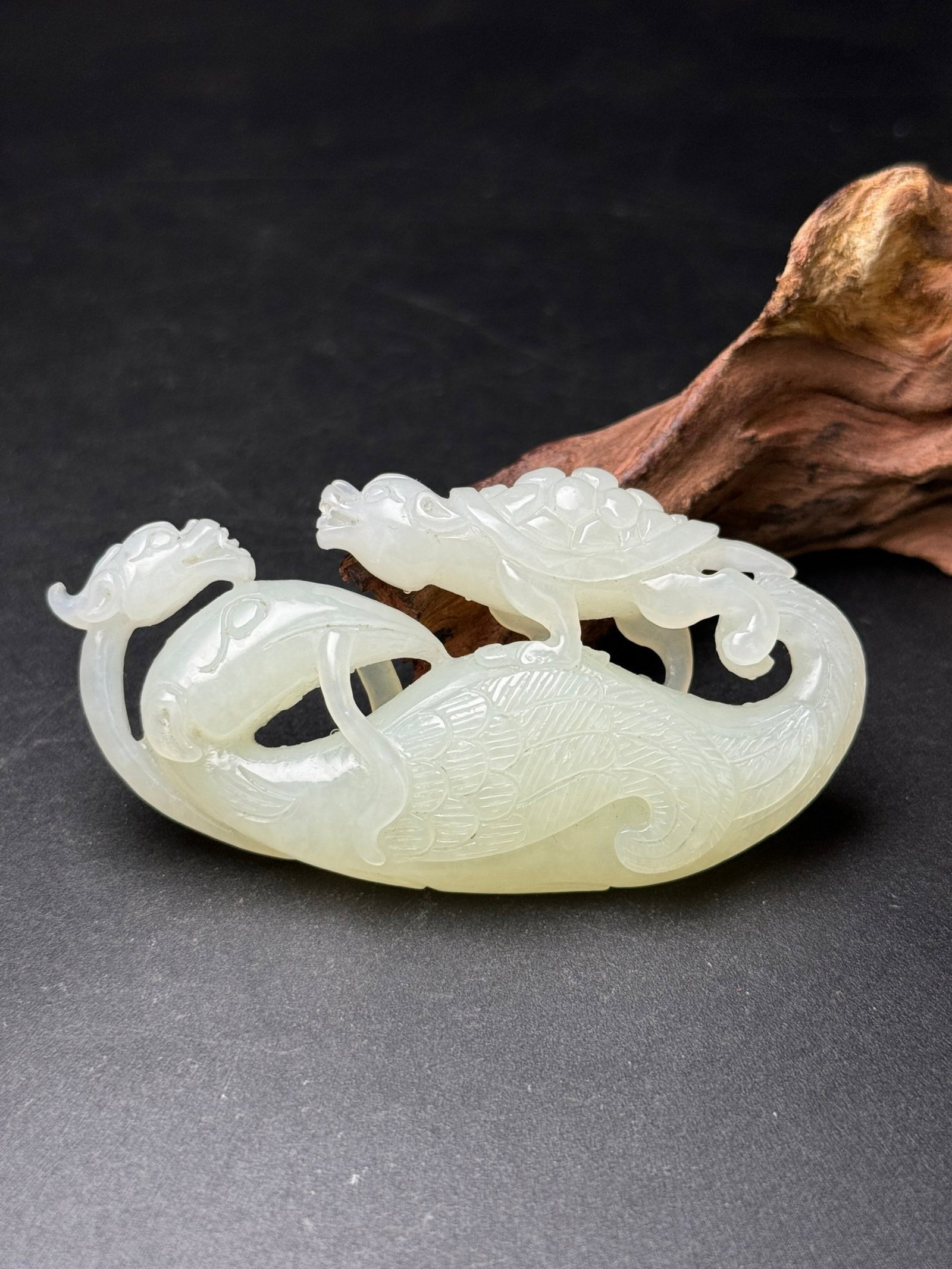 An Exquisite White Jade Turtle Crane Hand Piece: An Exquisite White Jade Turtle Crane Hand Piece,Qing Dynasty,China,Size:74mmx39mmx15mm,Weight:46g 白玉龟鹤手把件,中国清代