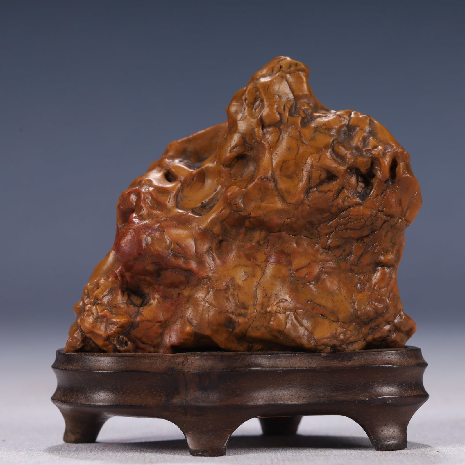 An Exquisite Stone Rockery Ornament,With Base: An Exquisite Stone Rockery Ornament,With Base,Qing Dynasty, China,Size:2.8inx1.4inx2.6in,Weight:200g 