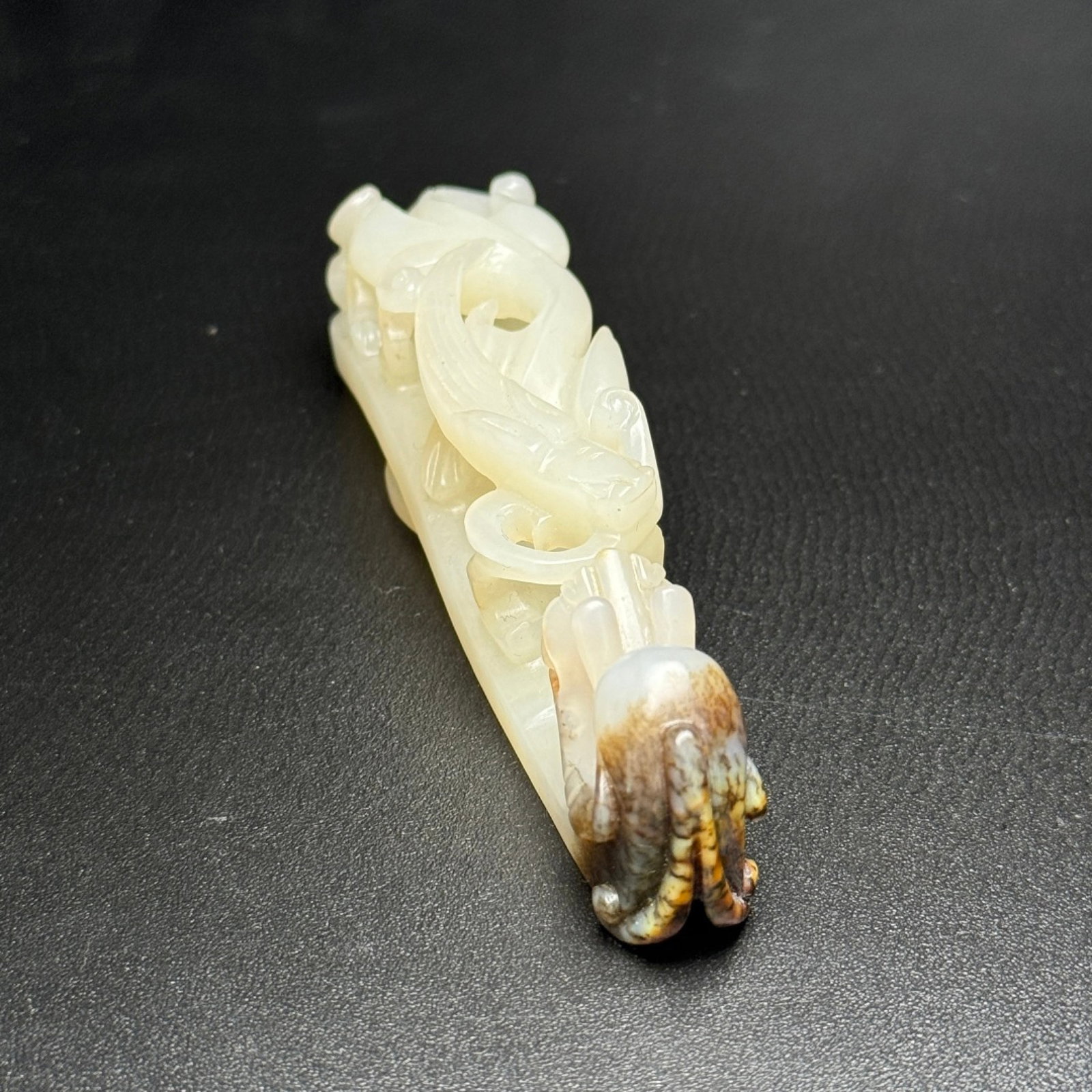 An Exquisite White Jade Dragon Pattern Hook - 4