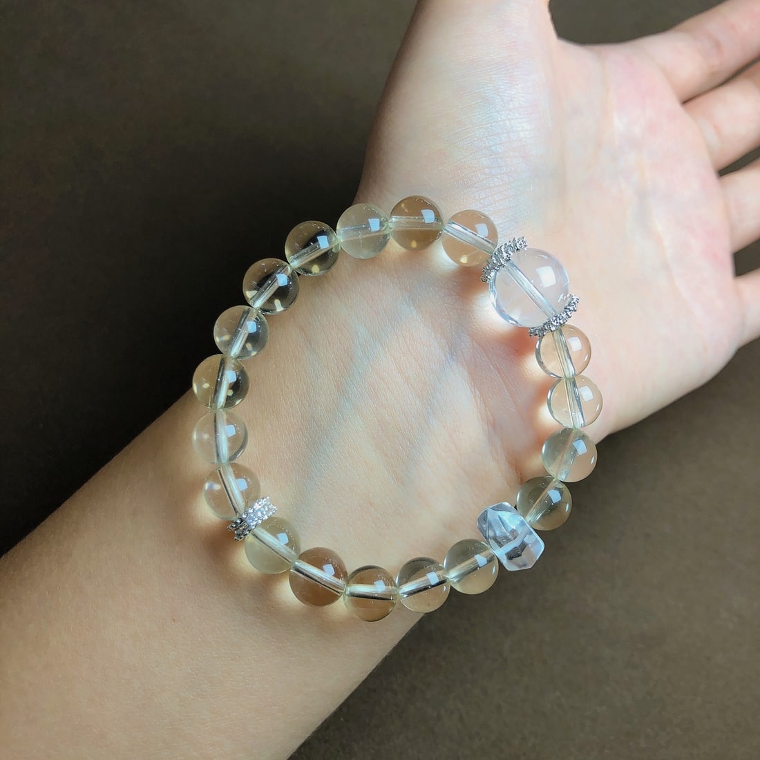 An Exquisite Crystal Bracelets - 7