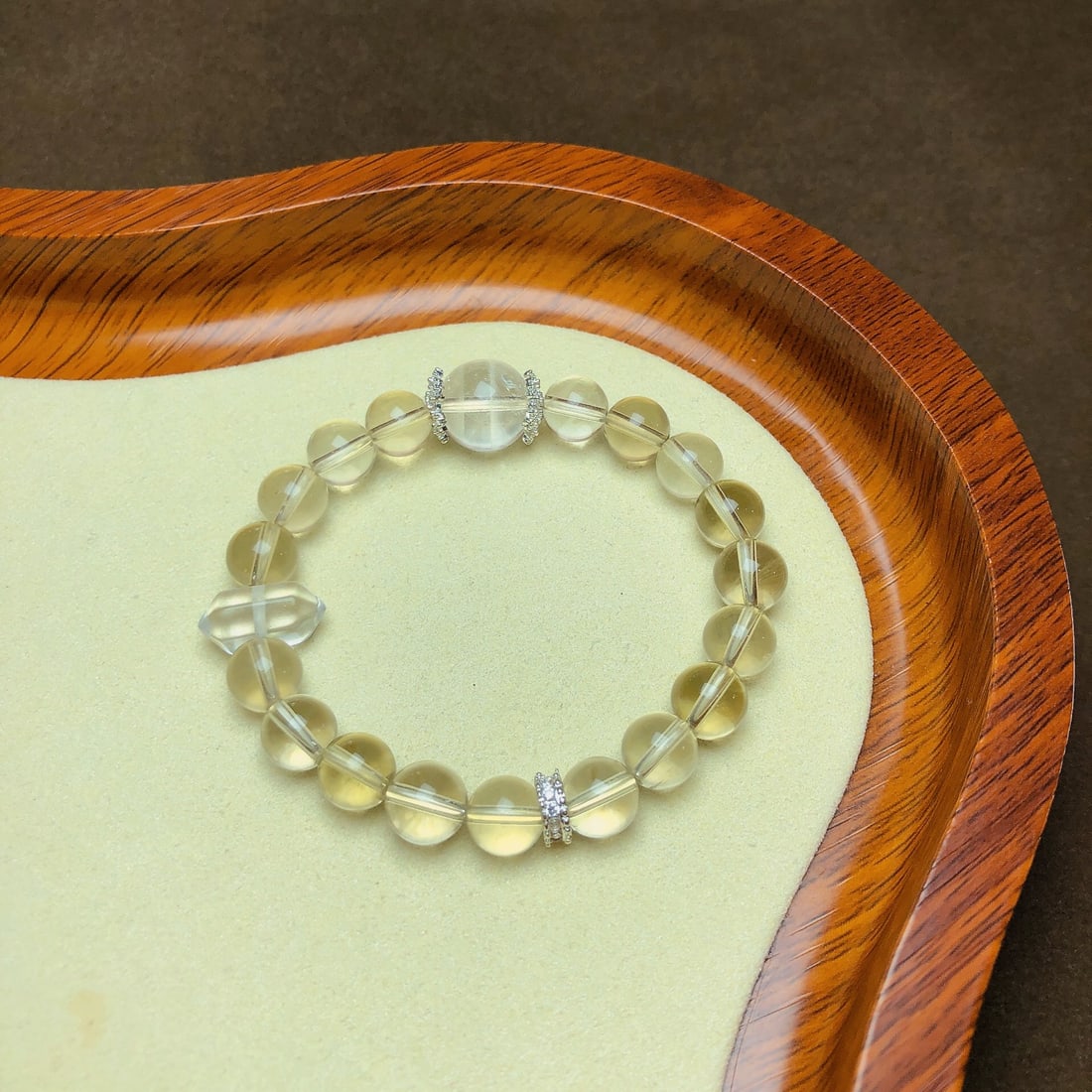 An Exquisite Crystal Bracelets - 8