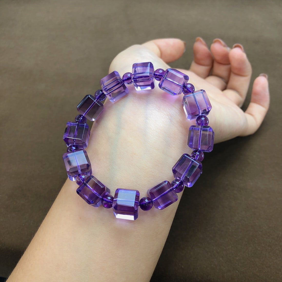 An Exquisite Crystal Bracelets - 4