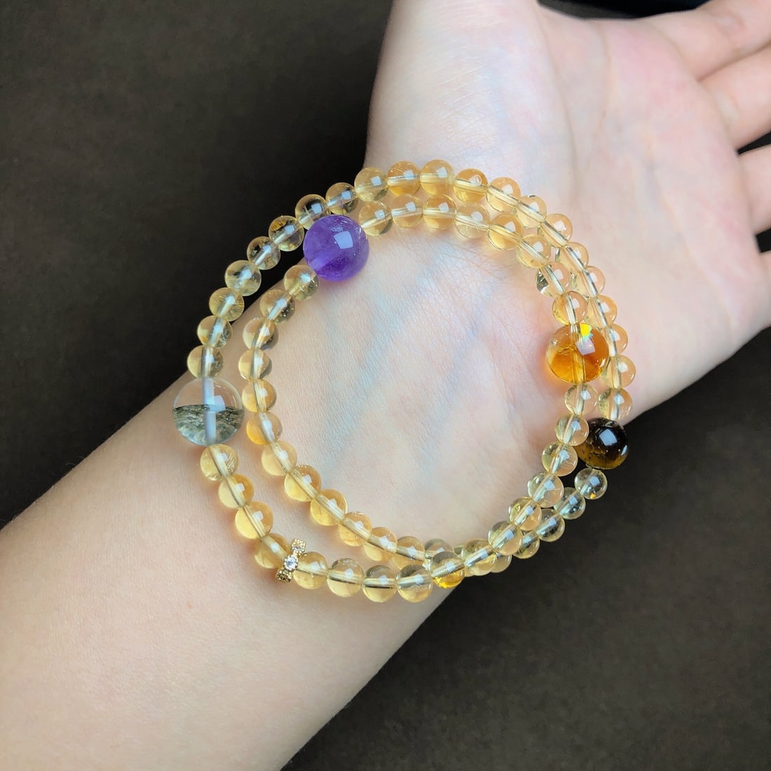 An Exquisite Crystal Bracelets - 2