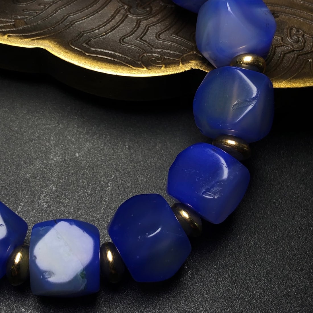 An Exquisite Agate Bracelets - 7