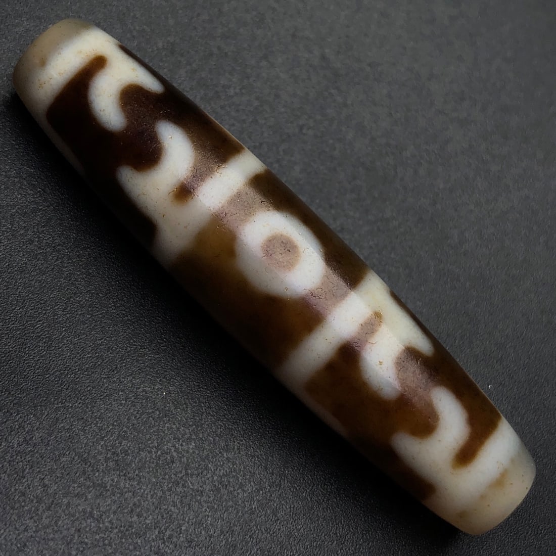 An Exquisite Three Eyes Dzi Bead Pendant (1 of 9)