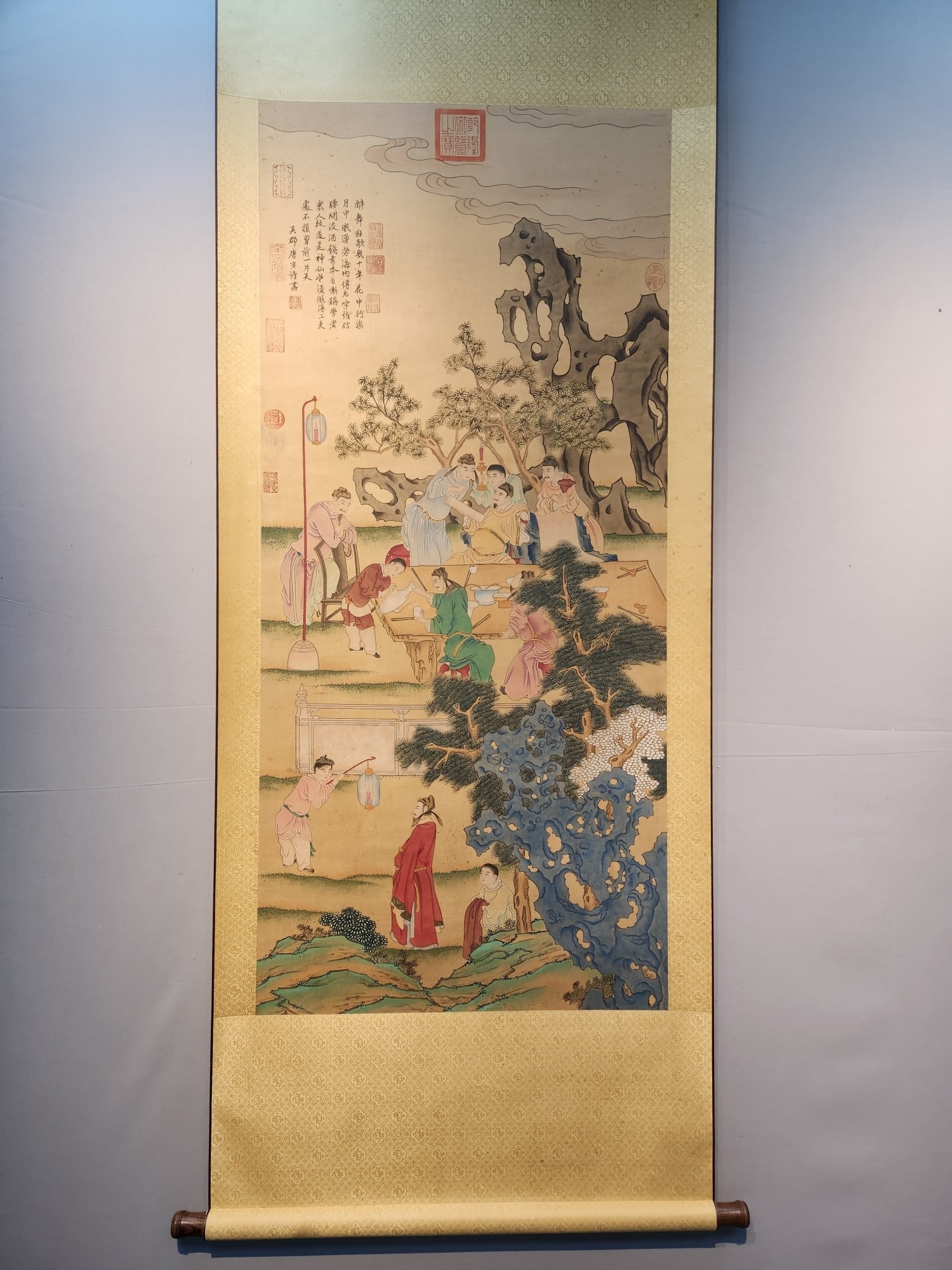 A Chinese Vertical Scroll Ink Painting of Character and Story on Silk,Tang Yin: A Chinese Vertical Scroll Ink Painting of Character and Story on Silk,Tang Yin,Size:(Without frame)54.3inx24.8in 一幅中国水墨绢本人物故