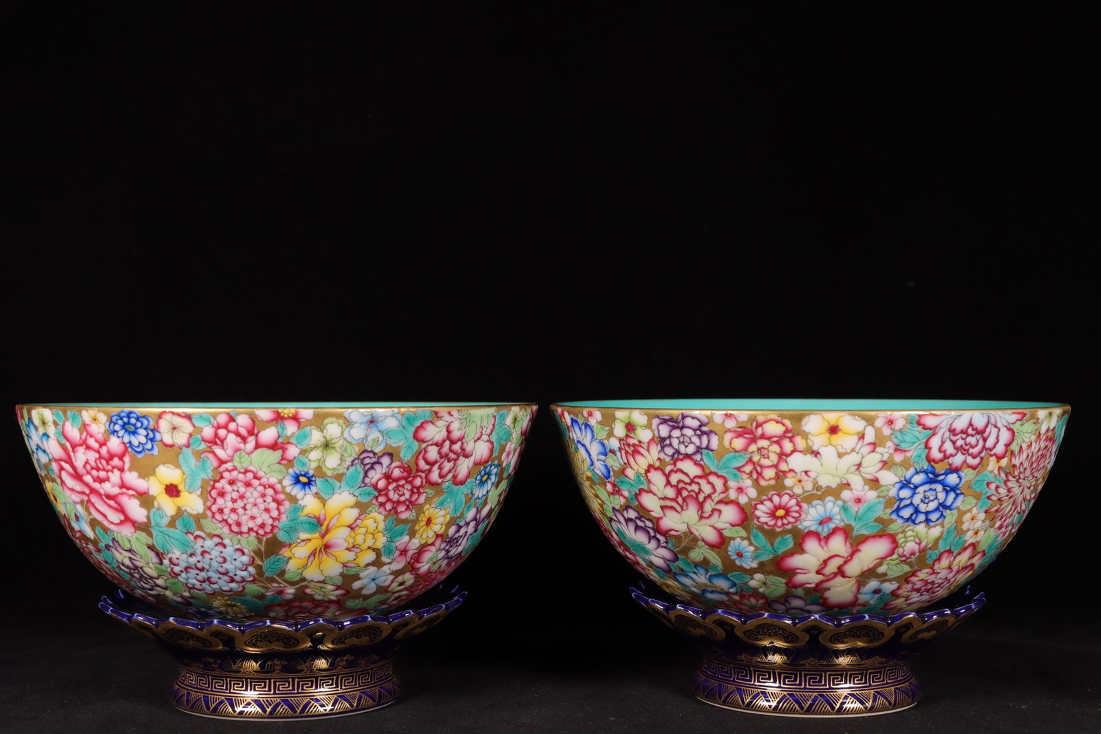 A Pair of Exquisite Gold Ground Famille-Rose Flower Pattern Bowls: A Pair of Exquisite Gold Ground Famille-Rose Flower Pattern Bowls ,Qing Dynasty, China,Qianlong Six-character Mark,Size:4.1inx7.3in 一对金地粉彩花卉 