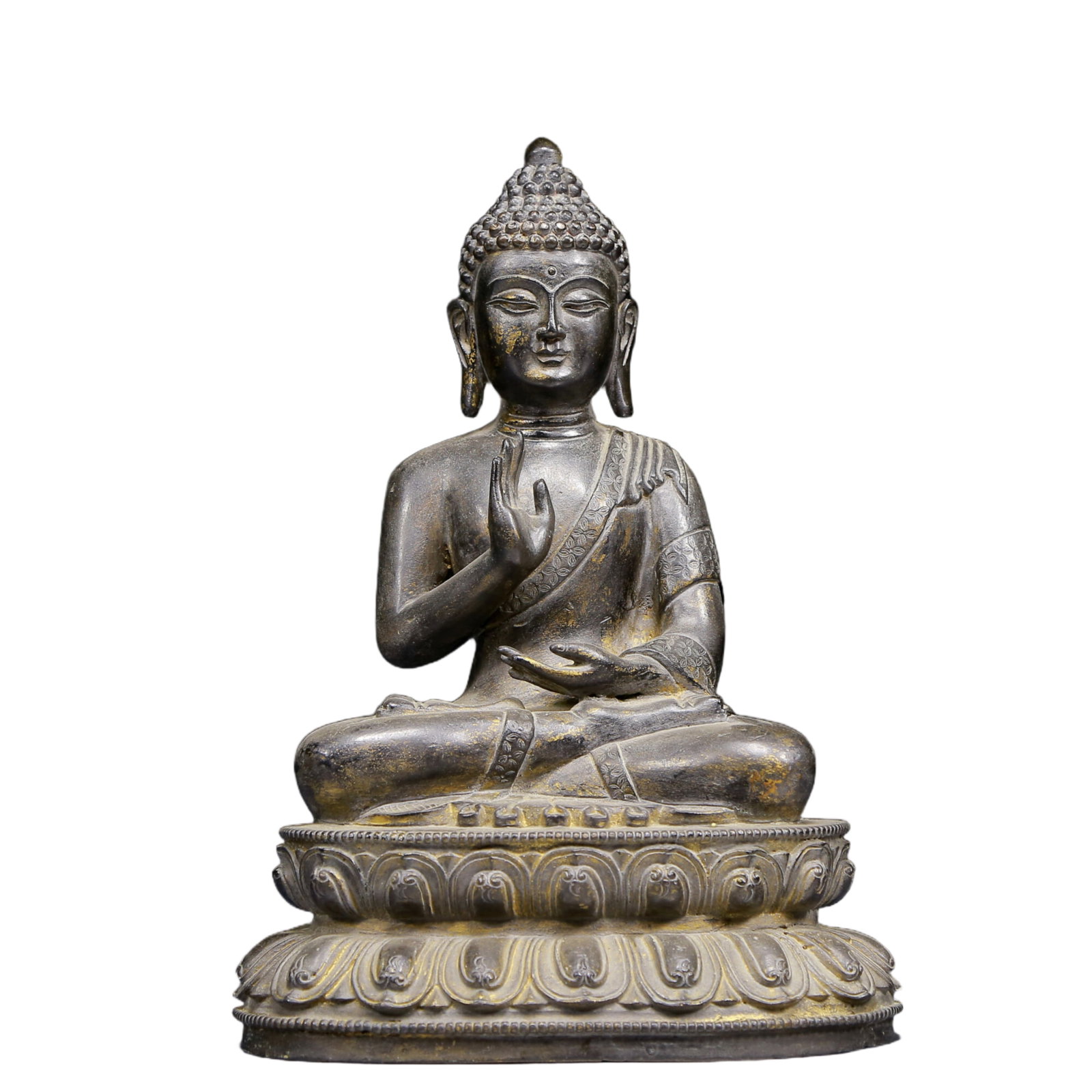 A Solemn Bronze Statue of Sakyamuni: A Solemn Bronze Statue of Sakyamuni,Ming Dynasty, China,Xuande Six-character Mark,Size:9.4inx7.1inx13.8in,Weight:6320g 铜释迦摩尼像，明代，&