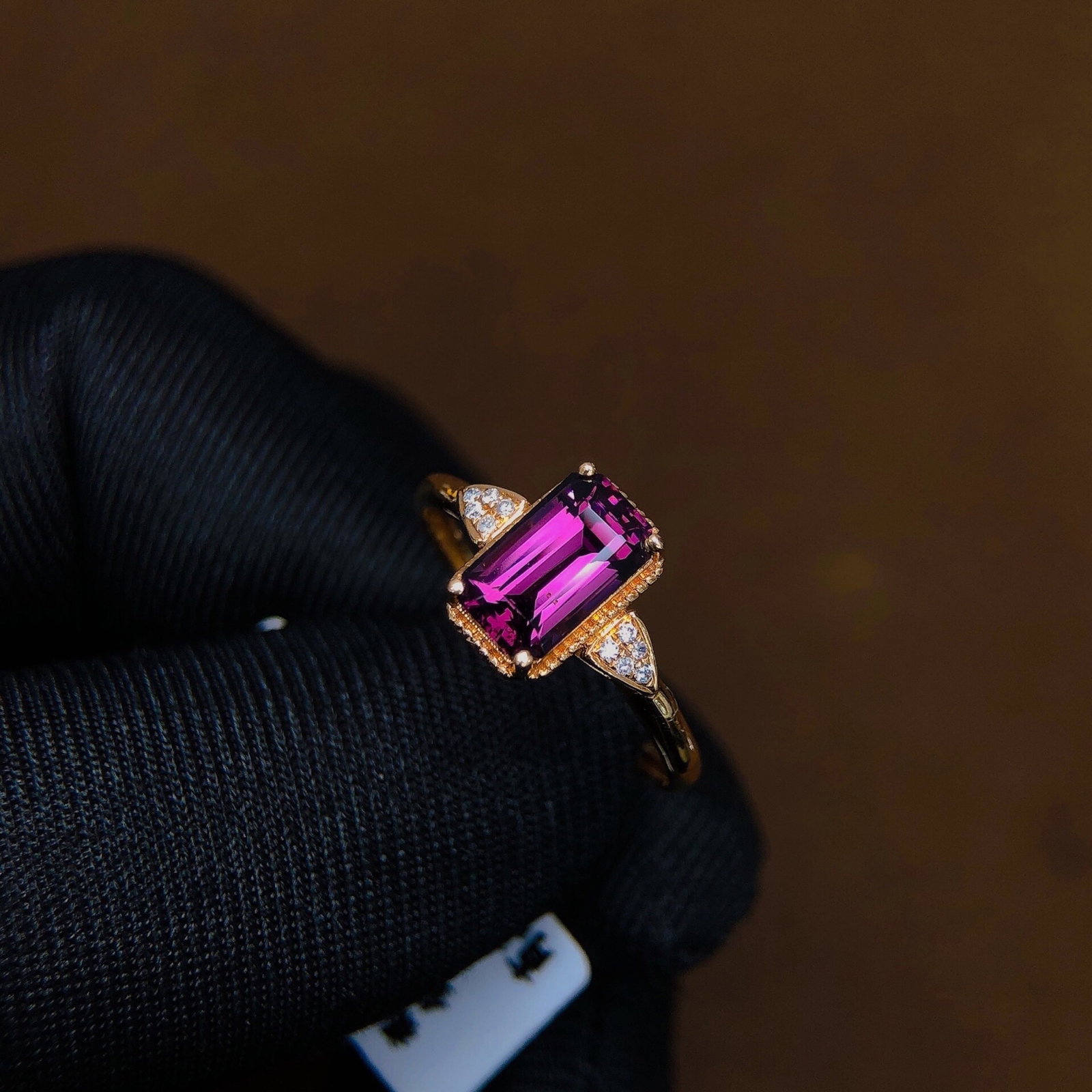 2.68Ctw Natural Amethyst Ring: 2.68Ctw Natural Amethyst Ring,Size:5mmx8.3mm 2.68Ctw天然紫宝石戒指