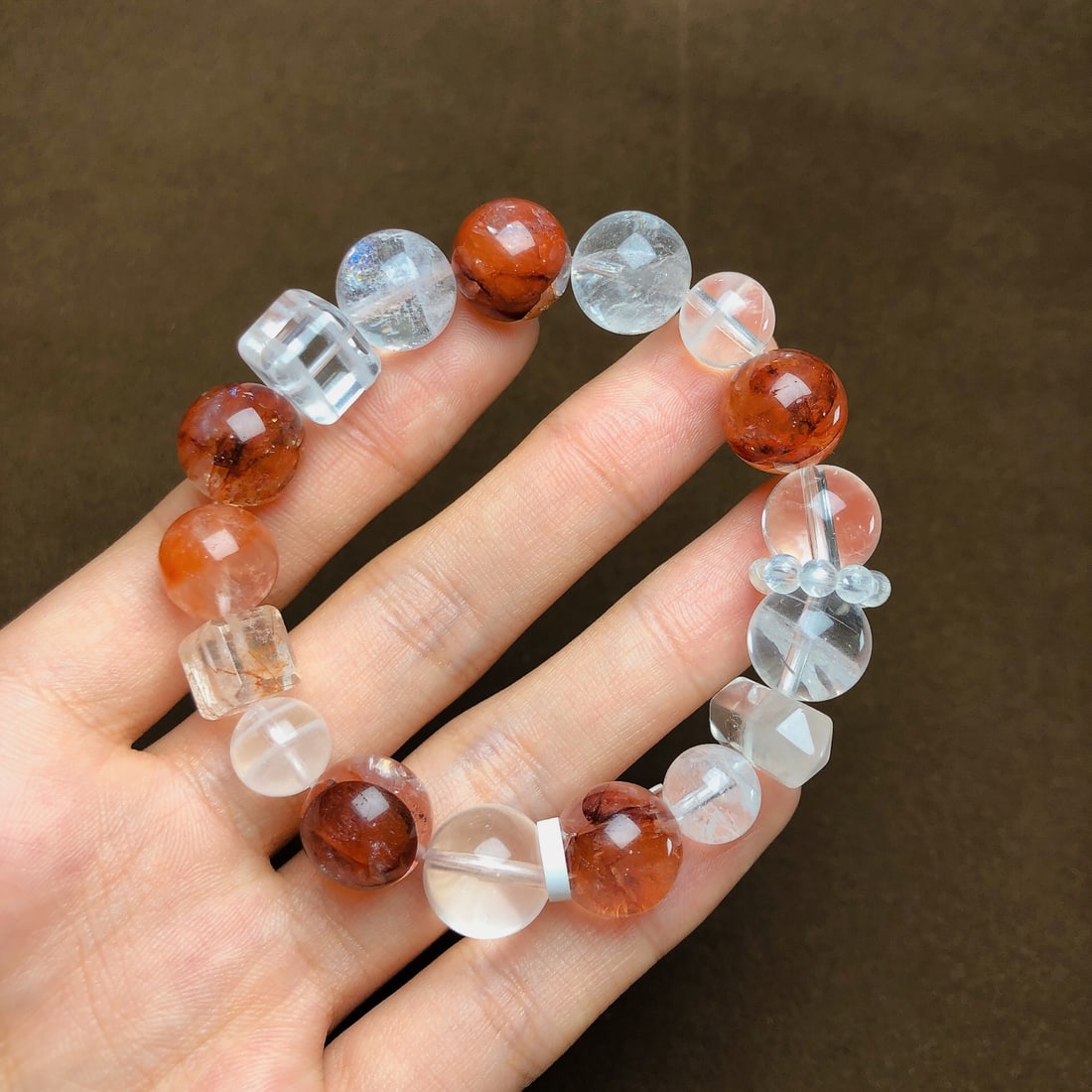 An Exquisite Crystal Bracelets: An Exquisite Crystal Bracelets,Size:12.5mm,Weight:38.4g 水晶手串
