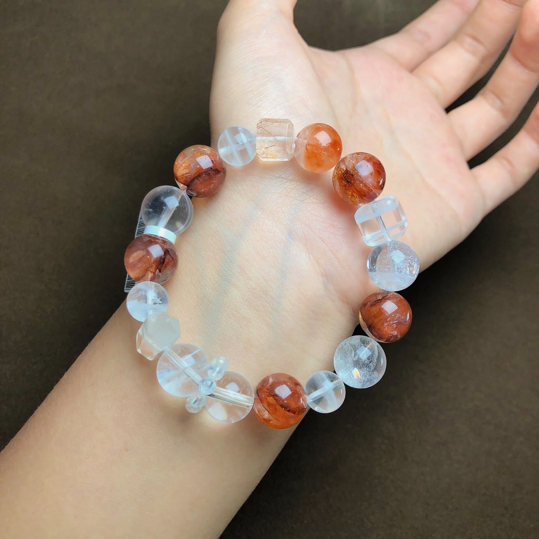 An Exquisite Crystal Bracelets - 2