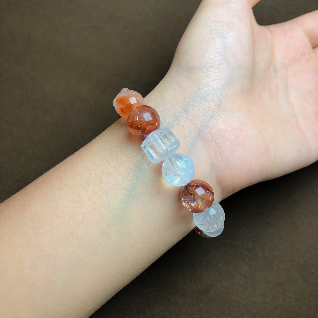 An Exquisite Crystal Bracelets - 6