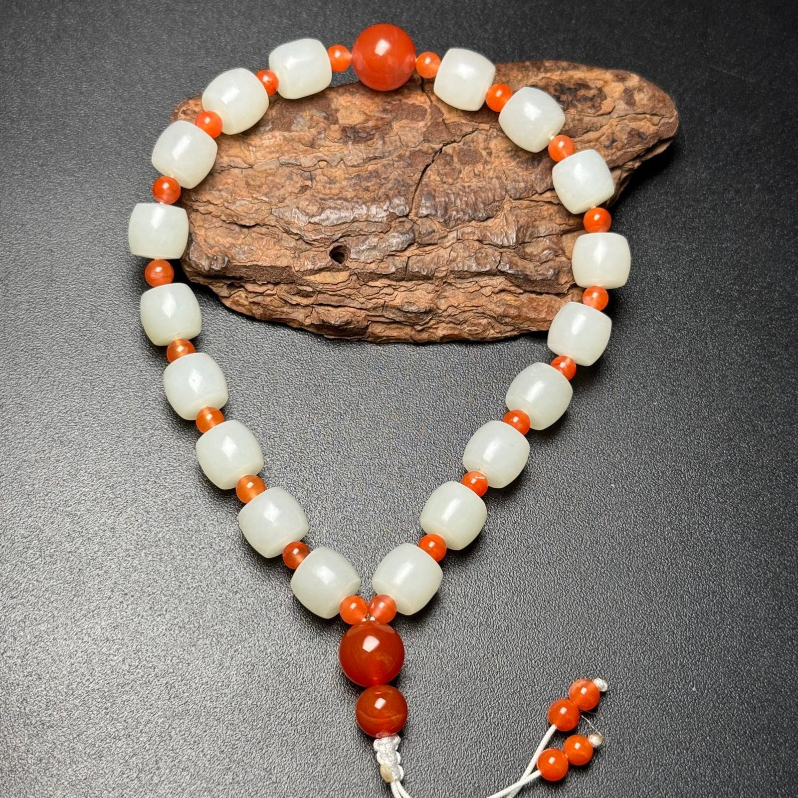 An Exquisite White Jade Bracelets (1 of 7)