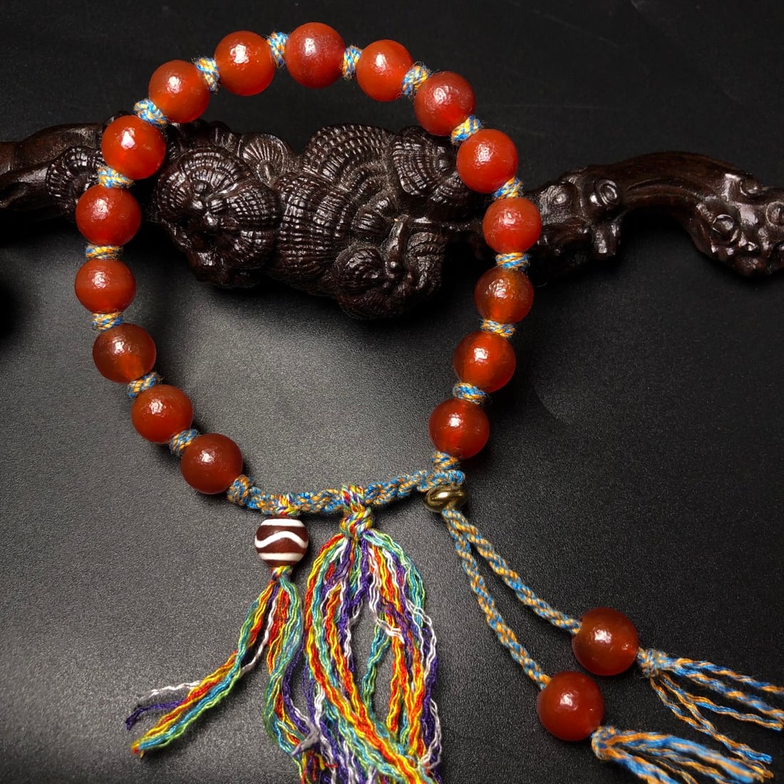 An Exquisite Agate Bracelets - 2