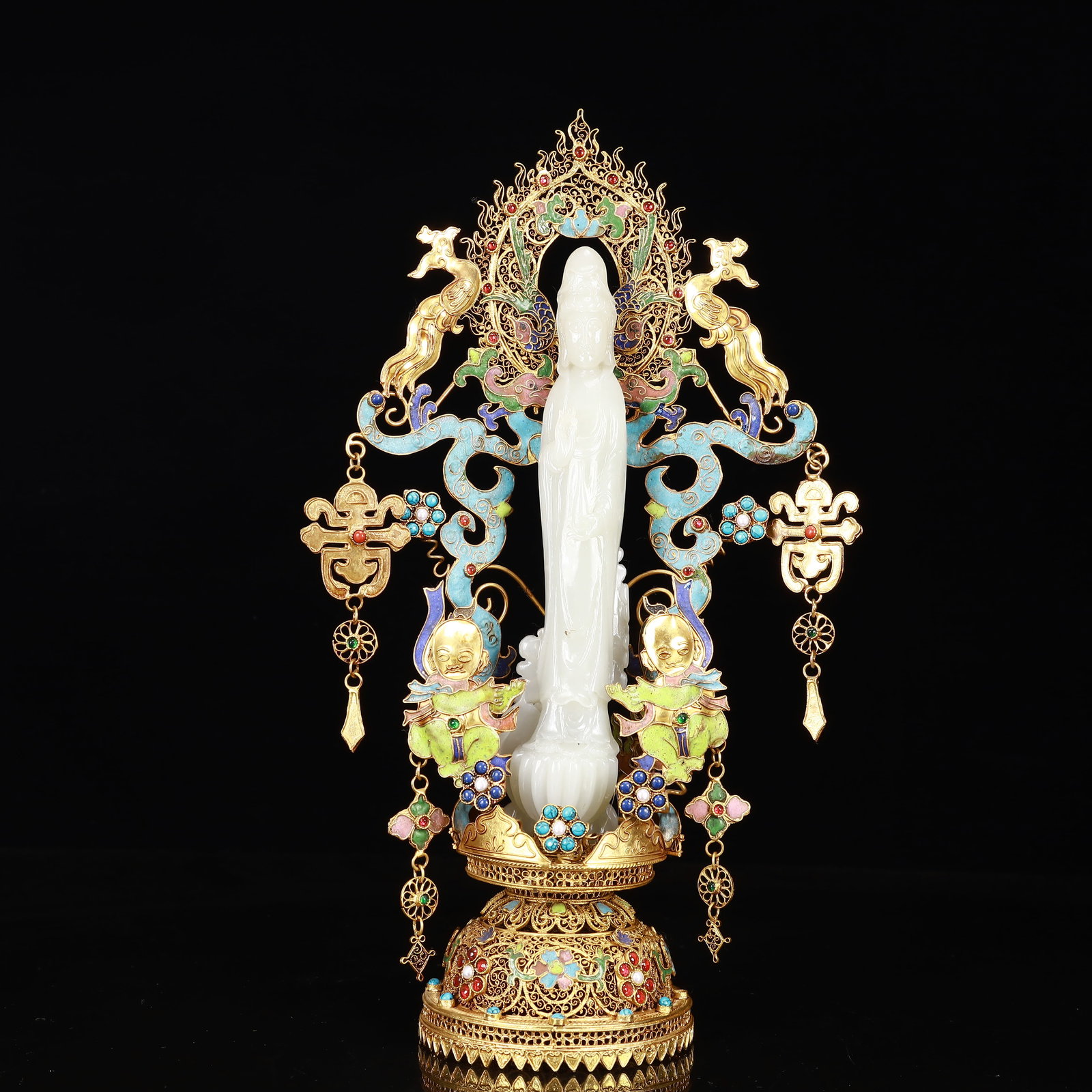 An Exquisite Filigree and Gilding Inlaid White Jade Statue of Avalokitesvara,Inlaid Gems: An Exquisite Filigree and Gilding Inlaid White Jade Statue of Avalokitesvara,Inlaid Gems,Qing Dynasty, China,Qianlong Four-Character Mark,Size:7.1inx12.2in,Weight:600g 花丝鎏金