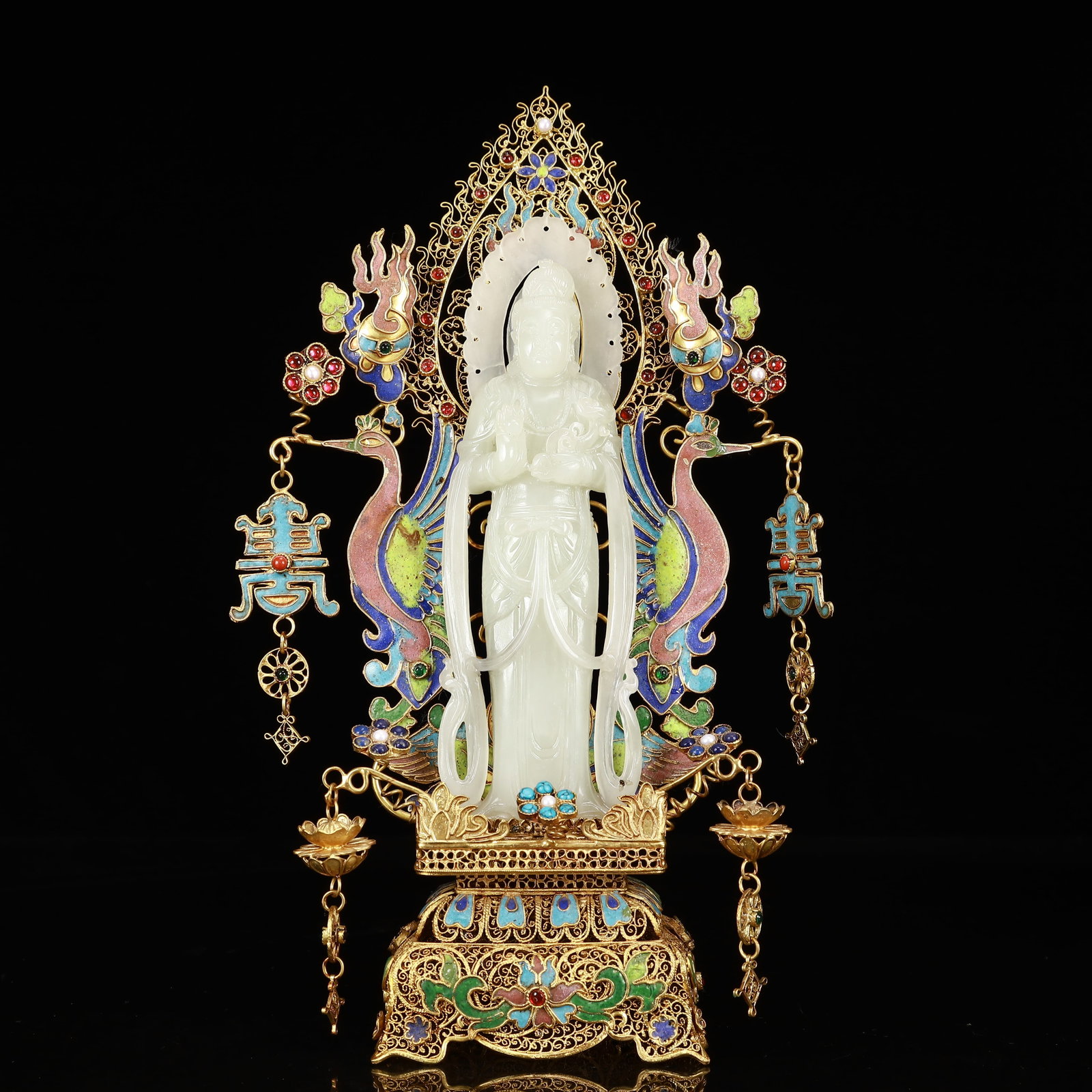 An Exquisite Filigree and Gilding Inlaid White Jade Statue of Avalokitesvara,Inlaid Gems: An Exquisite Filigree and Gilding Inlaid White Jade Statue of Avalokitesvara,Inlaid Gems,Qing Dynasty, China,Qianlong Four-Character Mark,Size:6.3inx2.8inx10.6in,Weight:550g 花丝鎏&#
