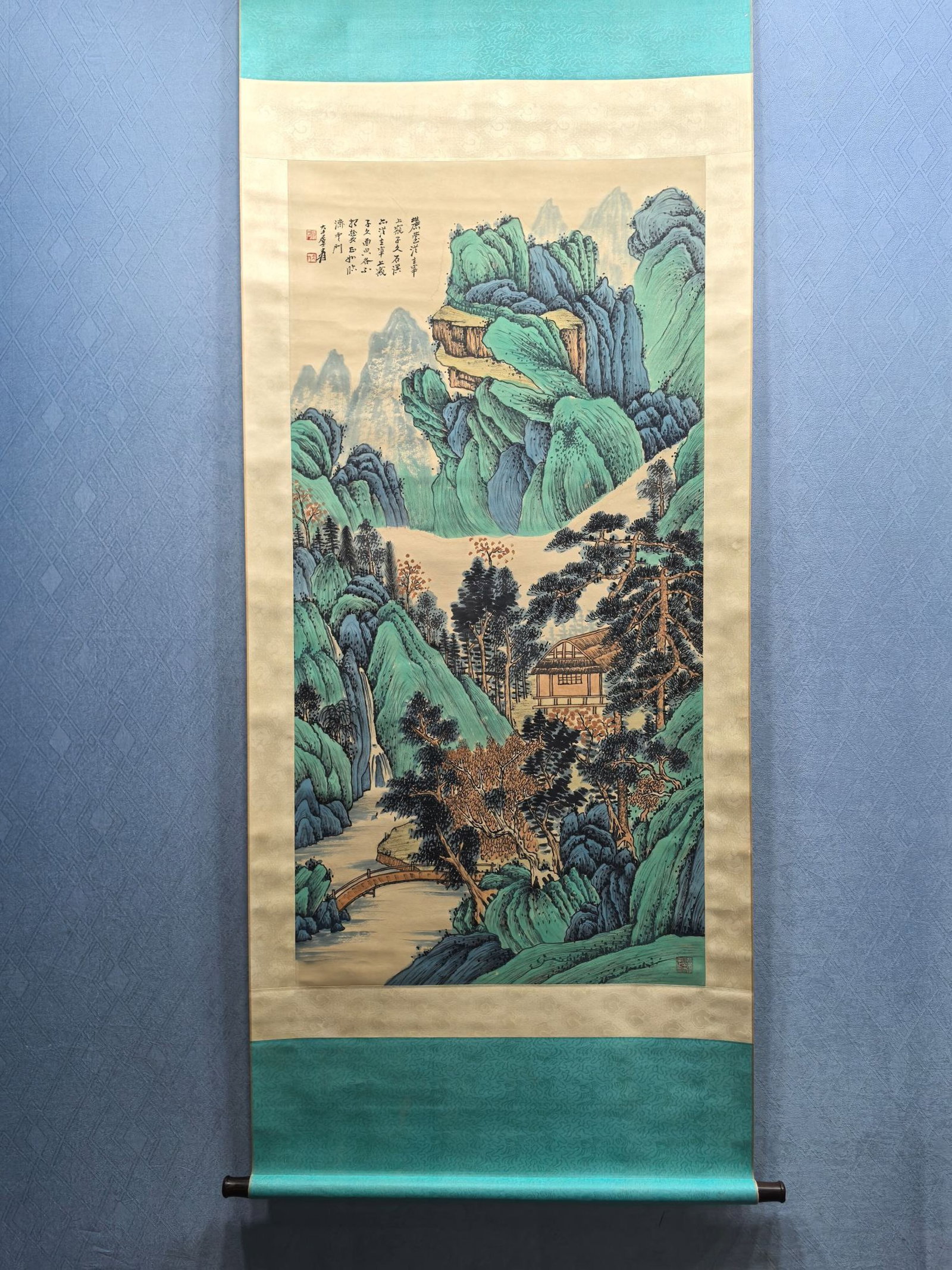 A Chinese Vertical Scroll Ink Painting of Landscape on Paper,Zhang Daqian: A Chinese Vertical Scroll Ink Painting of Landscape on Paper,Zhang Daqian,Size:26.7inx53.3in 一幅中国水墨山水画立轴,张大&#