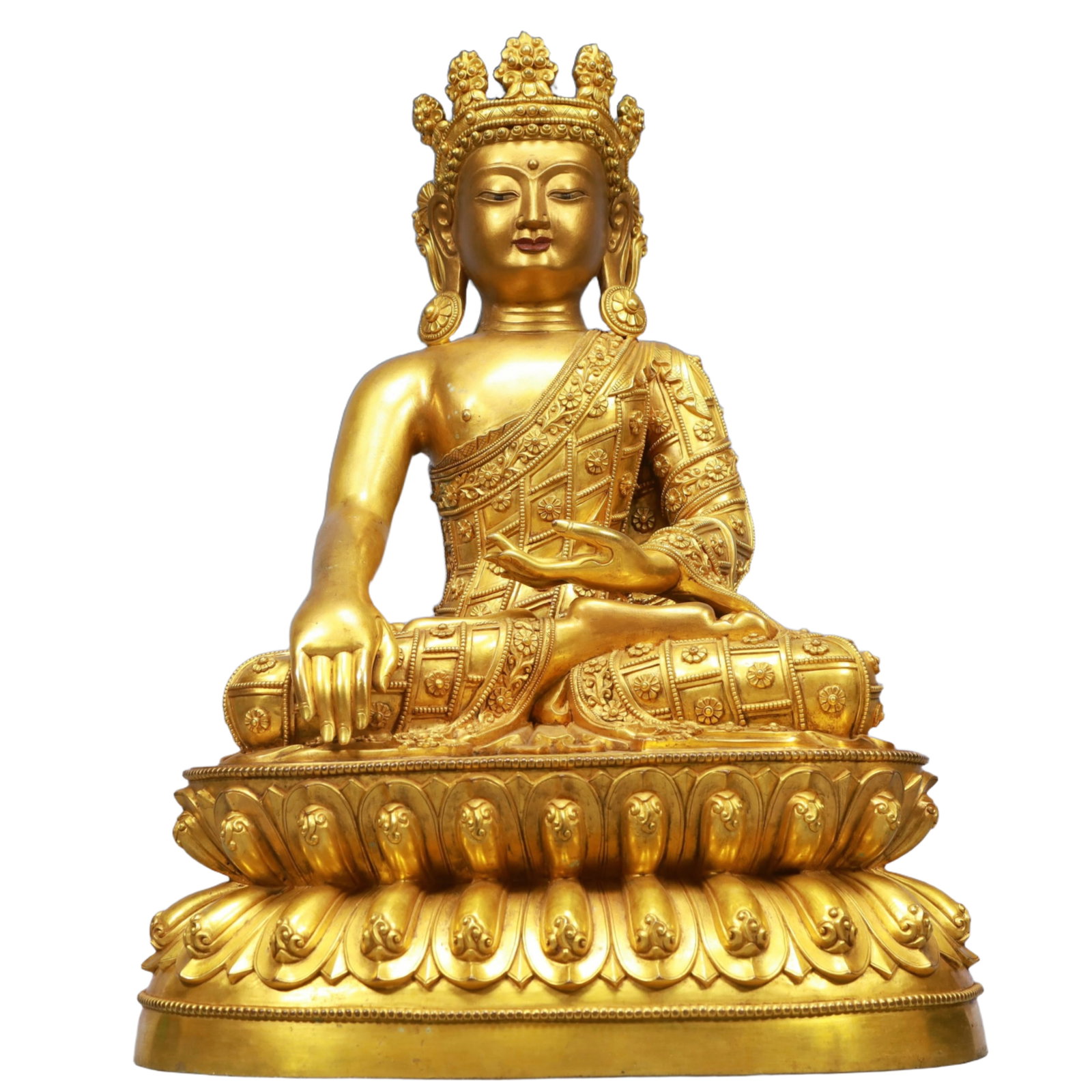 A Solemn Gilt Bronze Statue of Sakyamuni: A Solemn Gilt Bronze Statue of Sakyamuni,Ming Dynasty, China,Xuande Six-character Mark,Size:14.2inx10.2inx20.5in,Weight:26750g 铜鎏金如来像,中国明