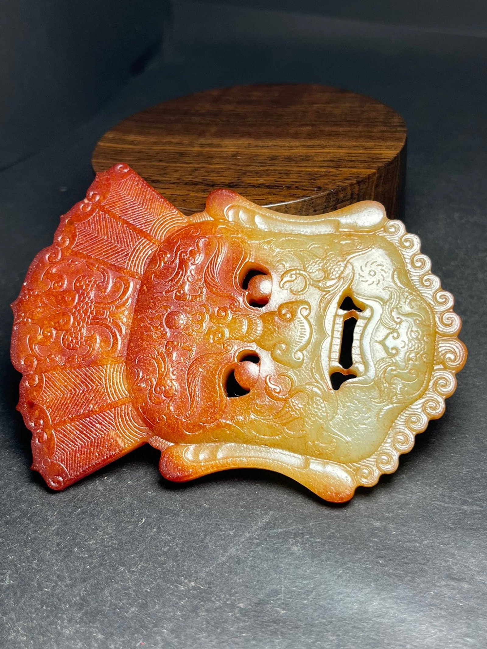 An Exquisite White Jade Phoenix Pattern Mask - 4