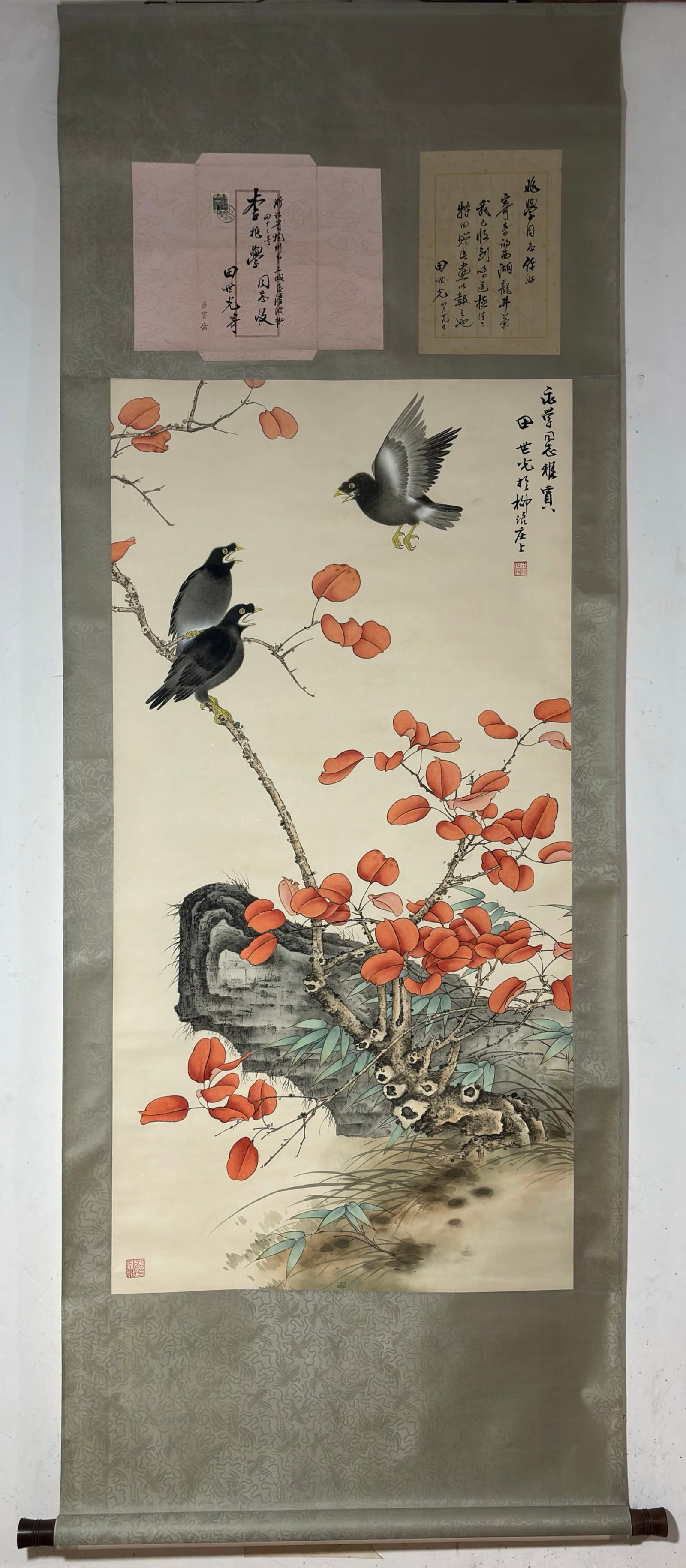 A Chinese Vertical Scroll Ink Painting of Flower and Bird on Paper,Tian Shiguang: A Chinese Vertical Scroll Ink Painting of Flower and Bird on Paper,Tian Shiguang,Size:(Without frame)48inx24.4in 一幅中国水墨花鸟画立轴