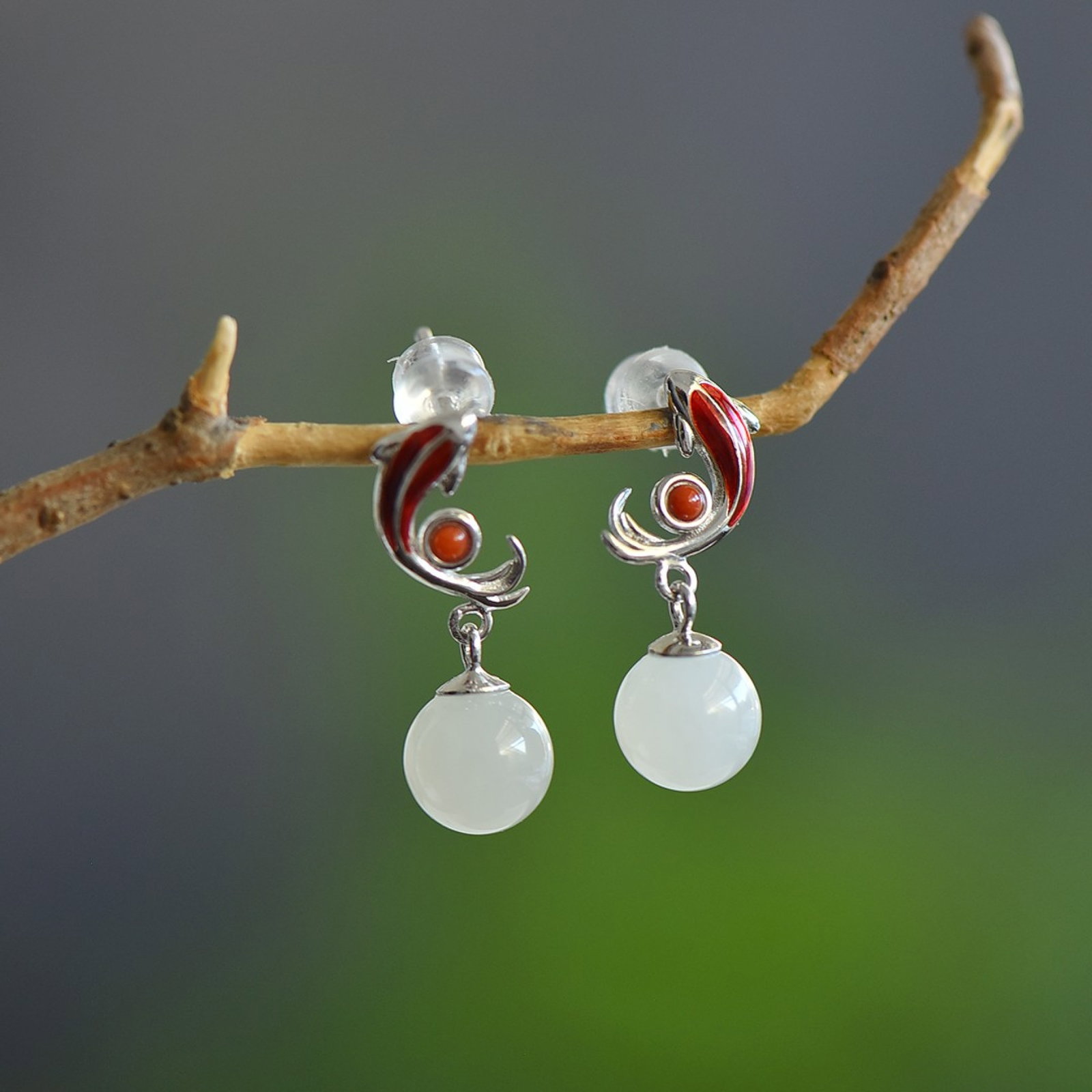 A Pair of Exquisite Sterling Silver Inlaid White Jade Enamel Earrings: A Pair of Exquisite Sterling Silver Inlaid White Jade Enamel Earrings 一对纯银镶白玉珐琅耳环