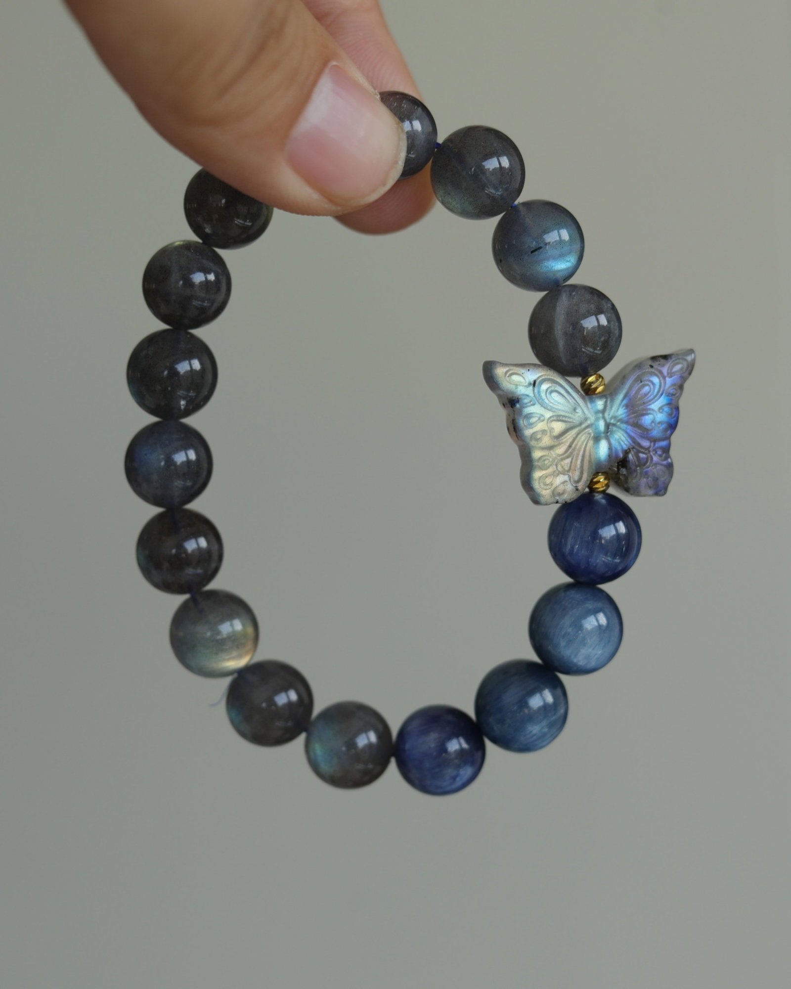 An Exquisite Crystal Bracelets - 3