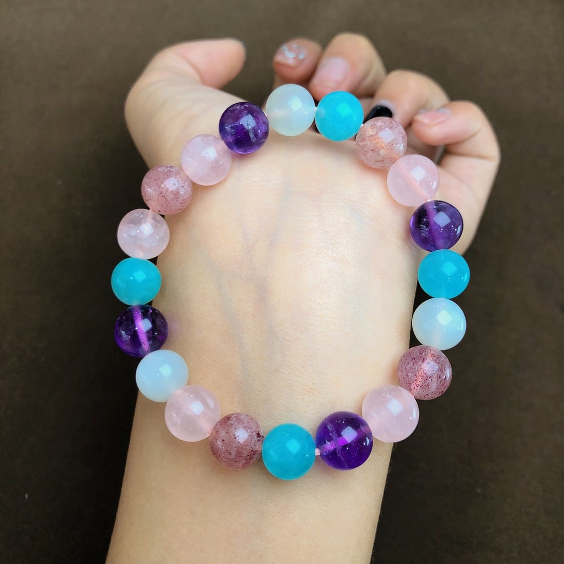 An Exquisite Multi-Gem Bracelets: An Exquisite Multi-Gem Bracelets,Size:5.2mm, Weight:28.2g 多宝手串