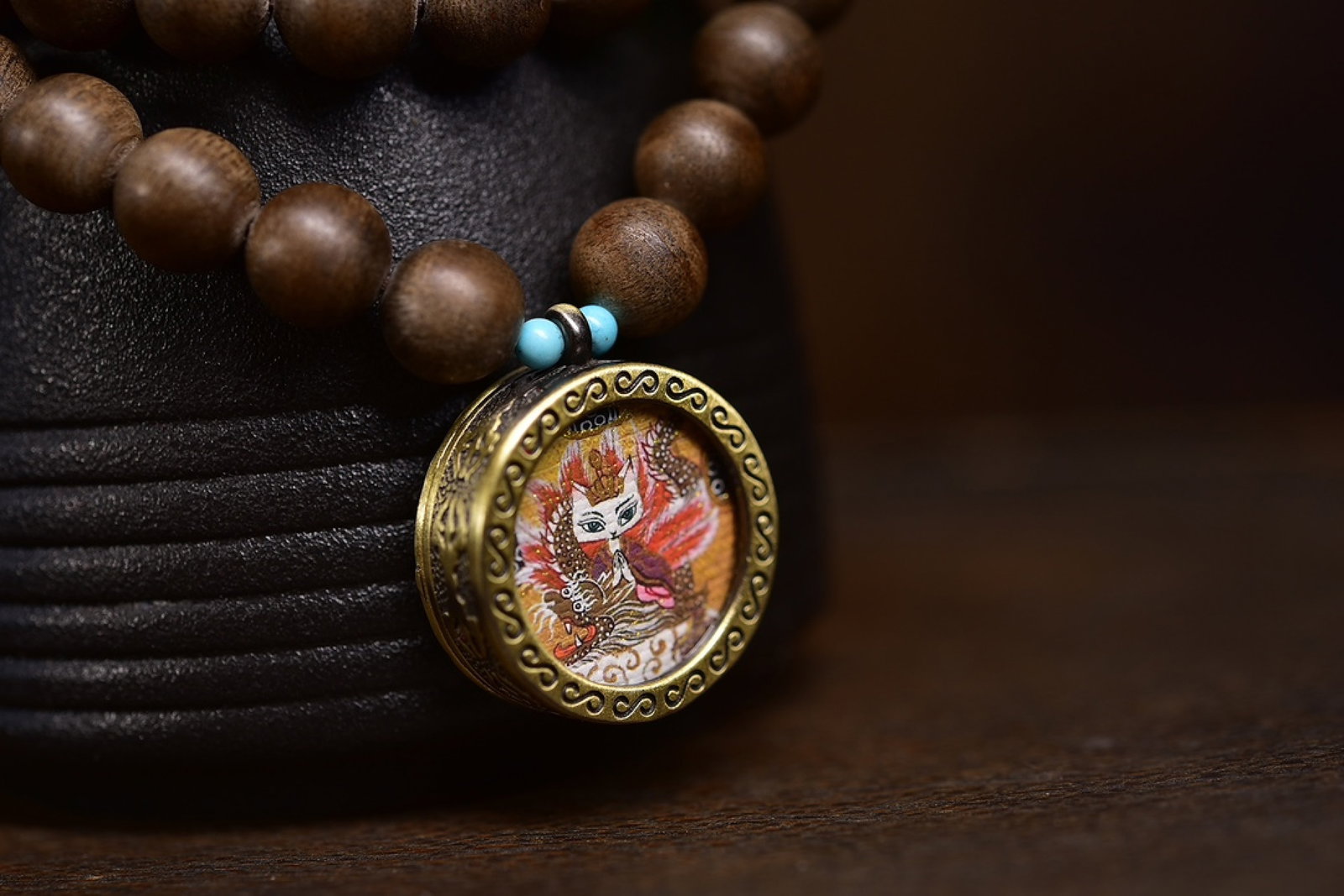 An Exquisite Eaglewood Bracelets - 4