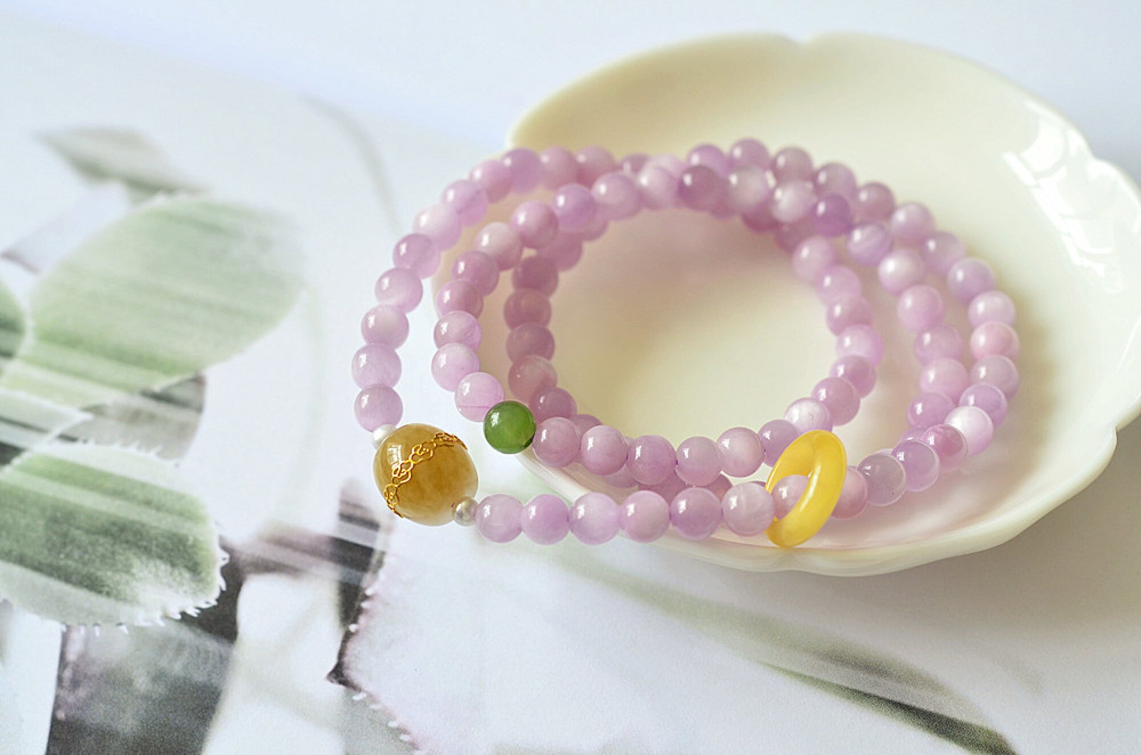 An Exquisite Purple Spodumene Bracelets: An Exquisite Purple Spodumene Bracelets,Size:6mm 紫锂辉手串