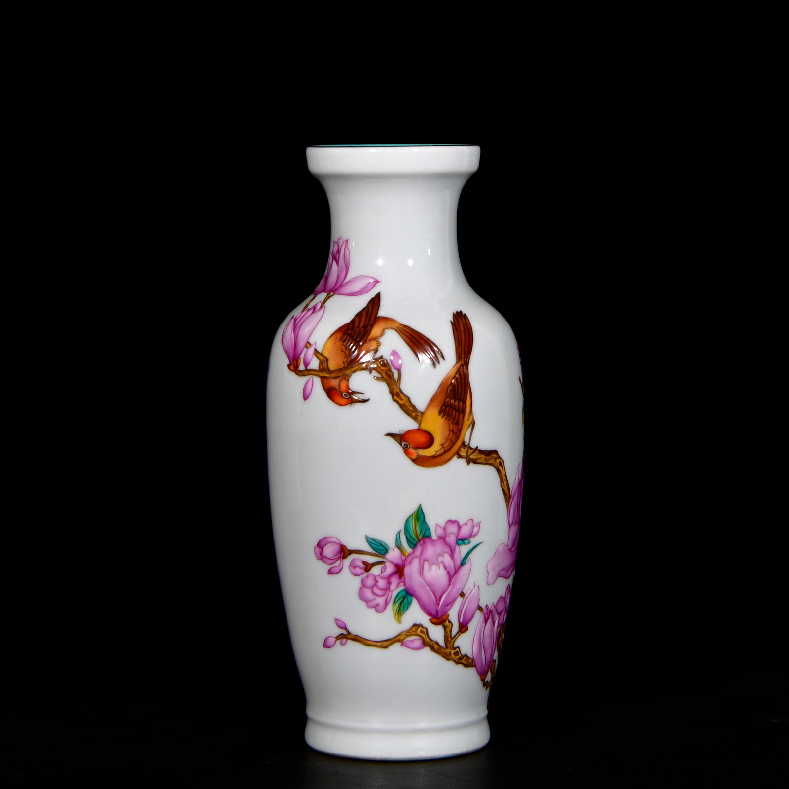 An Exquisite Enamel Painted Gold Flower and Bird Pattern Vase,With Poem: An Exquisite Enamel Painted Gold Flower and Bird Pattern Vase,With Poem,Qing Dynasty,China,Yongzheng Four-character Mark,Size:9.6inx3.9in 珐琅彩描金花鸟ಬ