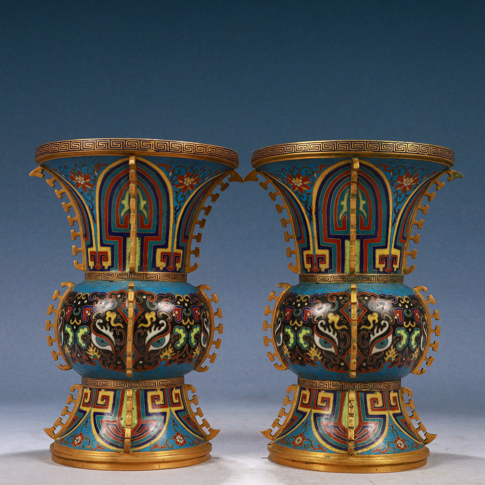 A Pair of Exquisite Cloisonne Beast-Face Pattern Vases: A Pair of Exquisite Cloisonne Beast-Face Pattern Vases,Qing Dynasty, China,Qianlong Four-character Mark,Size:5.9inx9.1in,Weight:3300g 一对景泰蓝兽面纹&#