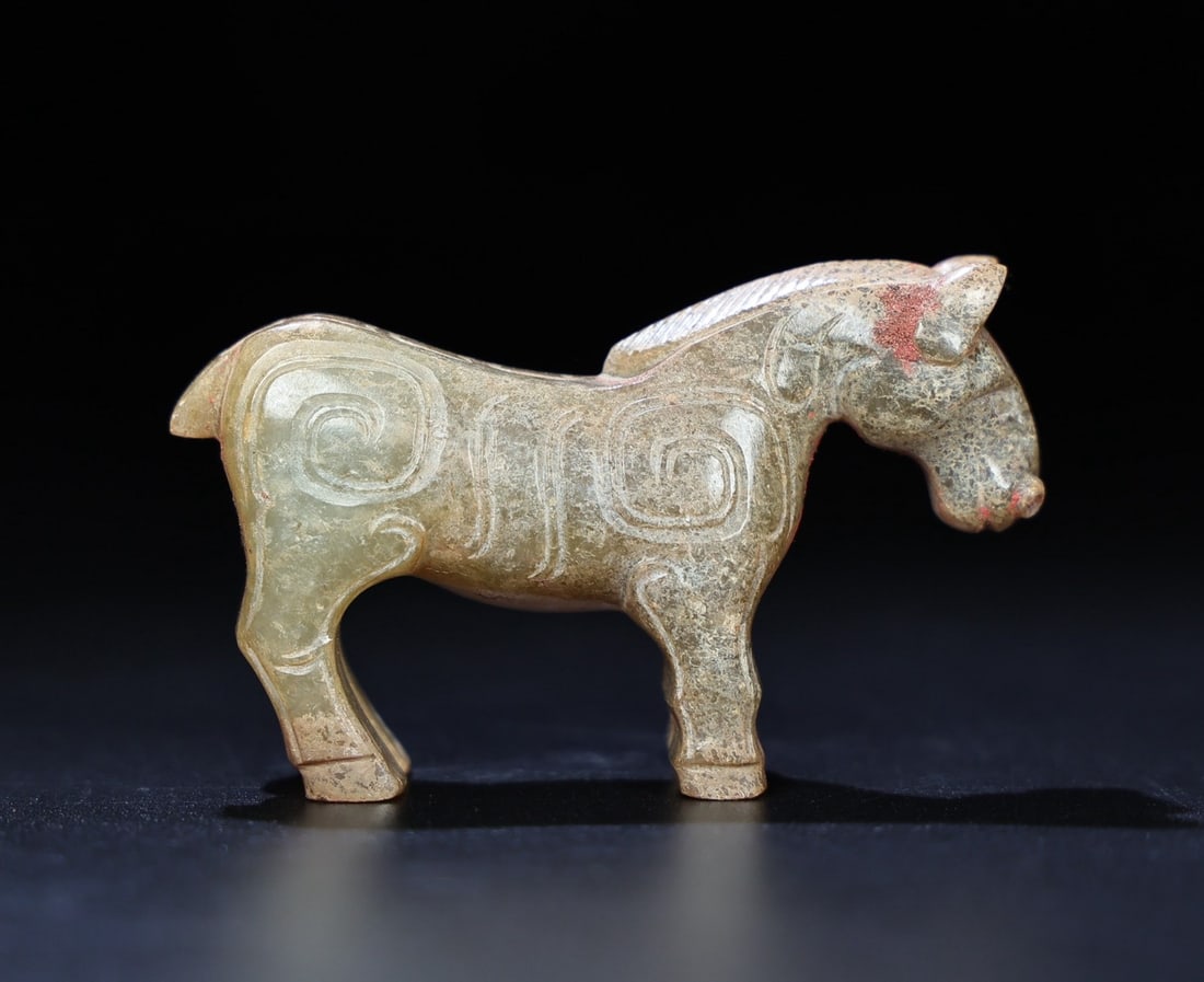 An Exquisite White Jade Horse Hand Piece: An Exquisite White Jade Horse Hand Piece,Qing Dynasty,China,Size:68mmx20mmx40mm,Weight:61g 白玉马手把件,中国清代