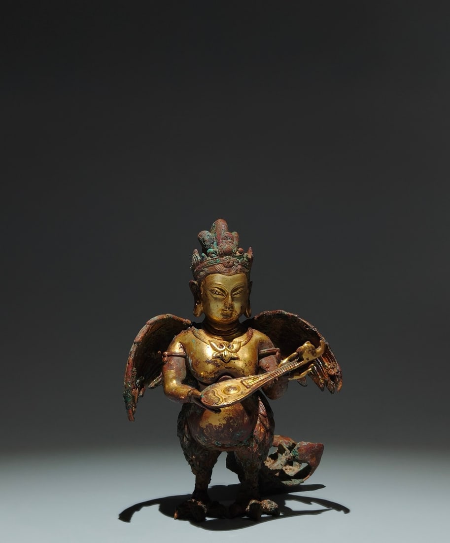 A Solemn Gilt Bronze Buddha Statue: A Solemn Gilt Bronze Buddha Statue,Tang Dynasty,China,Size:7.9inx5.9inx5.1in 铜鎏金佛像,中国唐代
