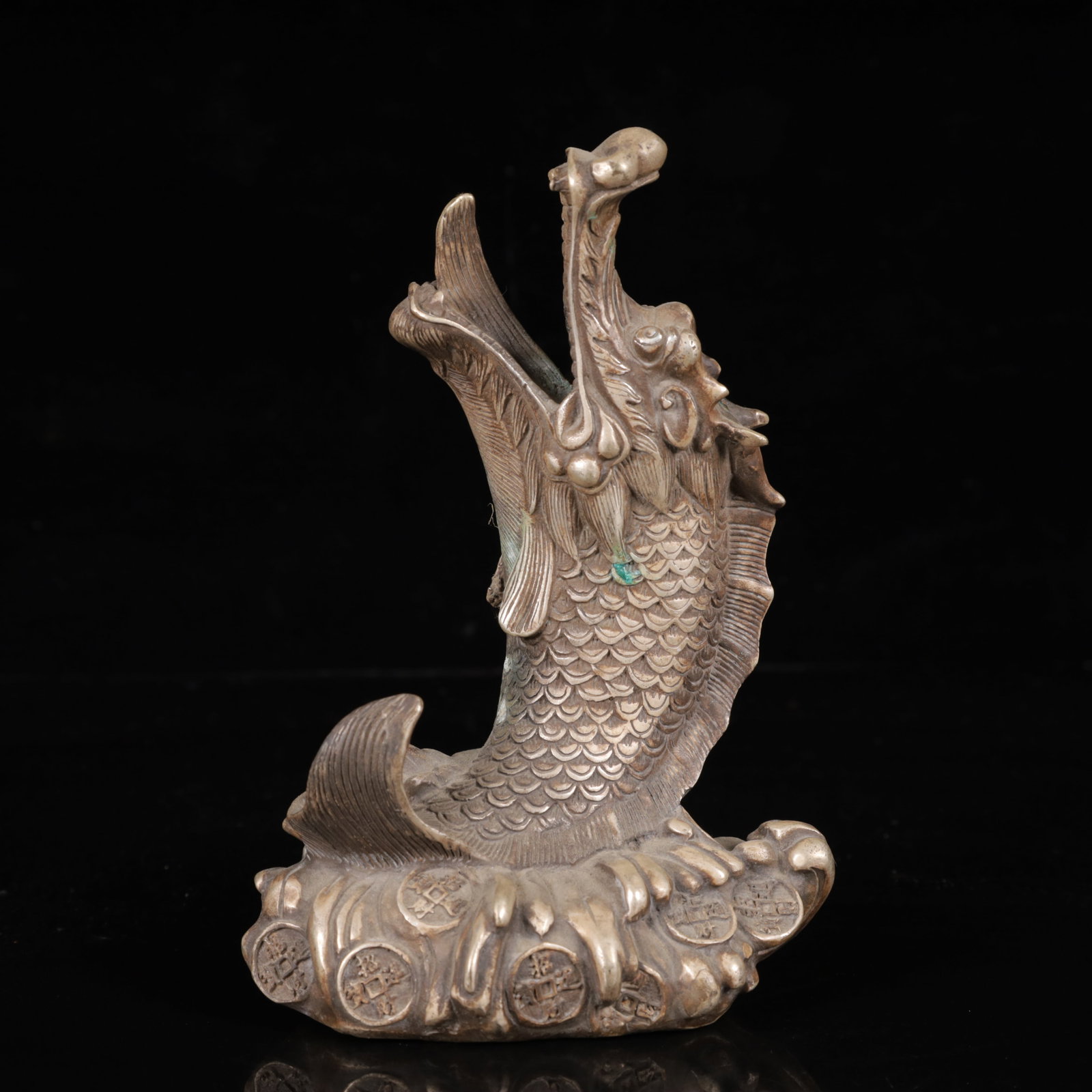 An Exquisite Silver-Plated Bronze Dragon Ornament: An Exquisite Silver-Plated Bronze Dragon Ornament,Ming Dynasty,China,Xuande Four-Character Mark,Size:4.3inx2.4inx6.7in,Weight:850g 铜镀银龙摆件,中国