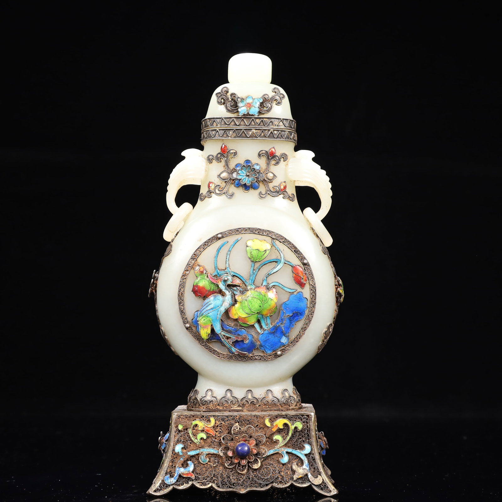 An Exquisite White Jade Inlaid Flower silk gold-plated Flower and Bird Pattern Double-Ears: An Exquisite White Jade Inlaid Flower silk gold-plated Flower and Bird Pattern Double-Ears Bottle,Inlaid Gems,Qing Dynasty, China,Qianlong Four-character Mark,Size:3.5inx3inx8.7in,Weight:450g 白