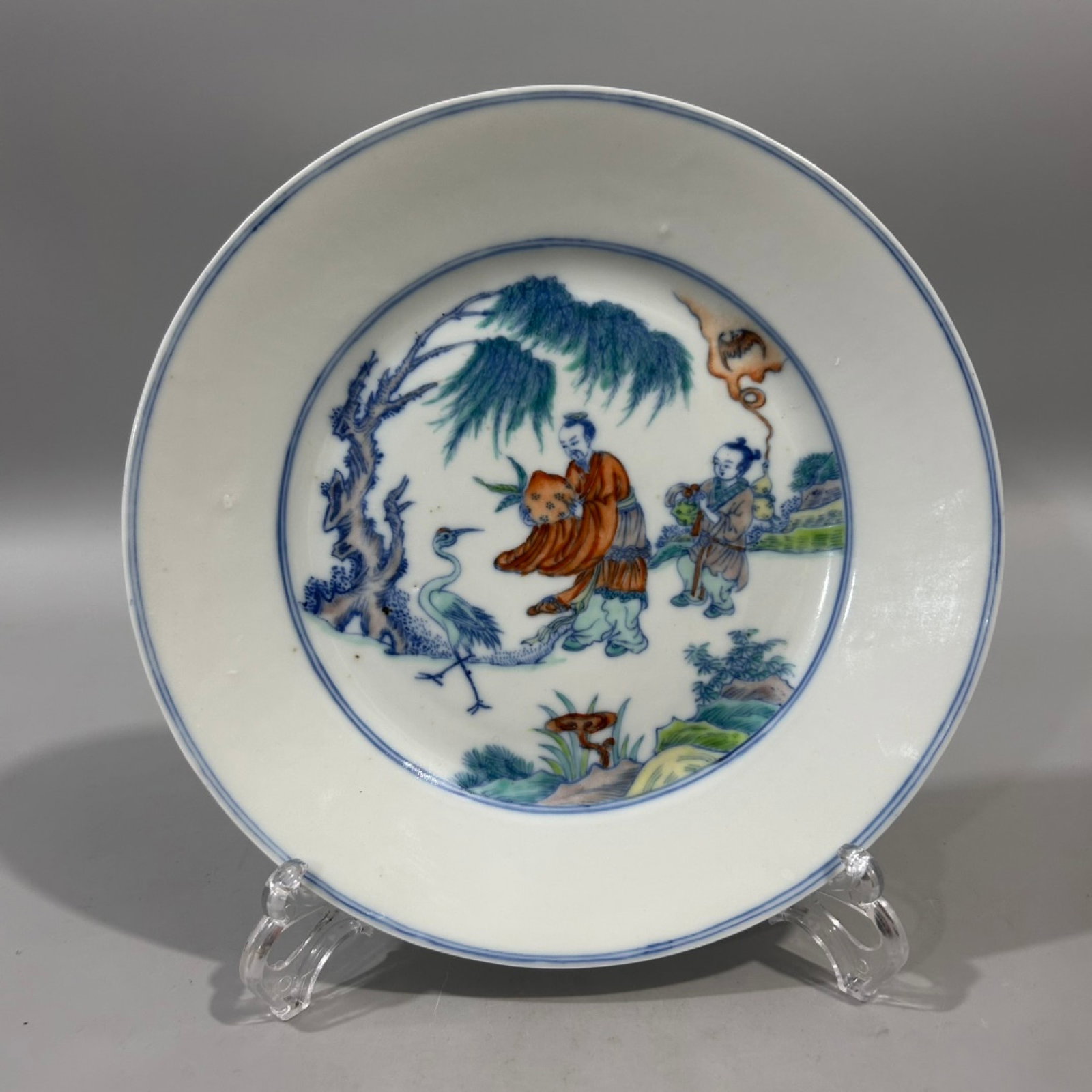 An Exquisite Doucai Figure Pattern Plate: An Exquisite Doucai Figure Pattern Plate,Qing Dynasty,China,With Mark,Size:9.1inx1.2in 斗彩人物纹盘,中国清代,带款