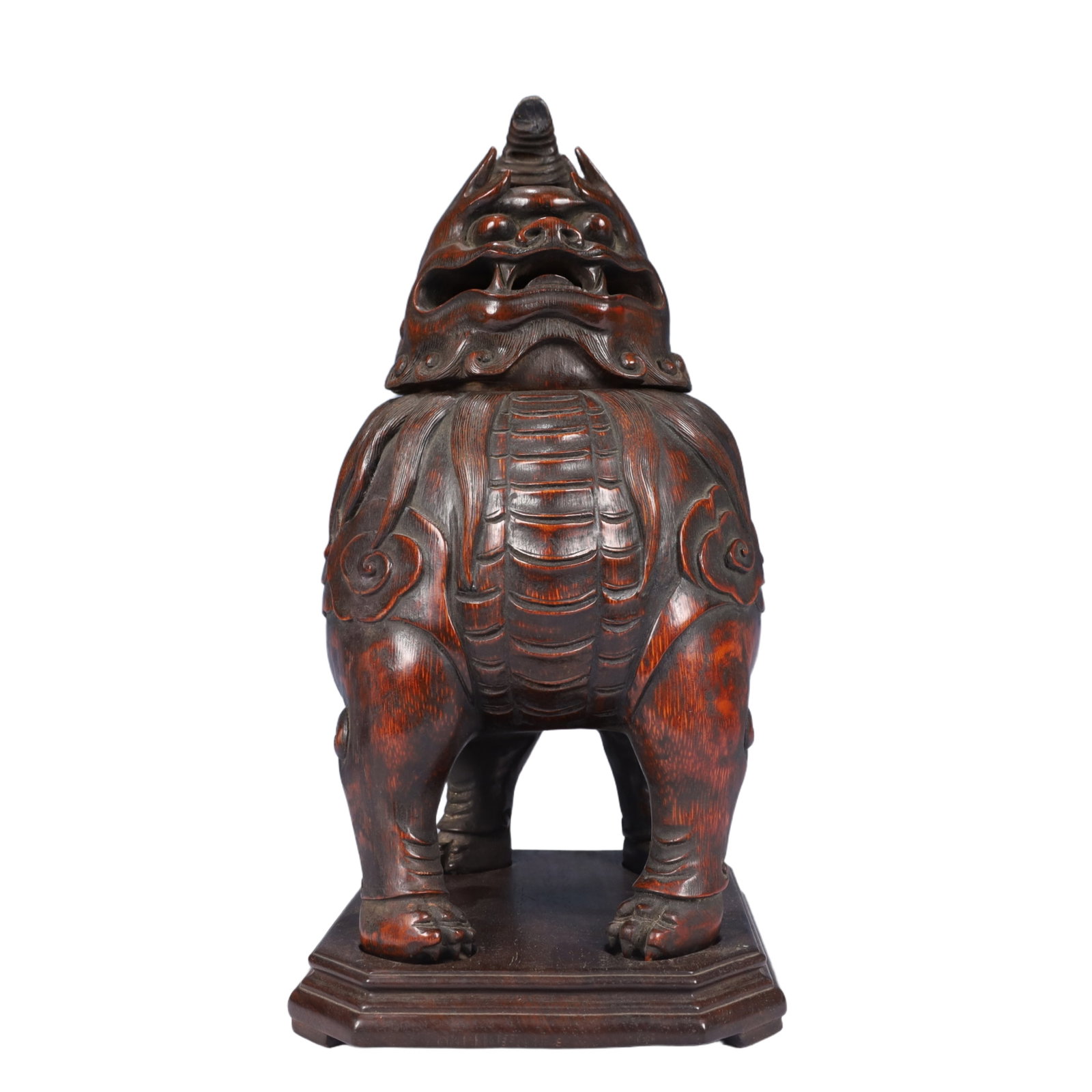 An Exquisite Bamboo Unicorn Ornament,With Base: An Exquisite Bamboo Unicorn Ornament,With Base,Qing Dynasty, China,Size:6.9inx5.9inx12.2in,Weight:1800g 竹雕独角兽摆件,带底座,中ࢲ