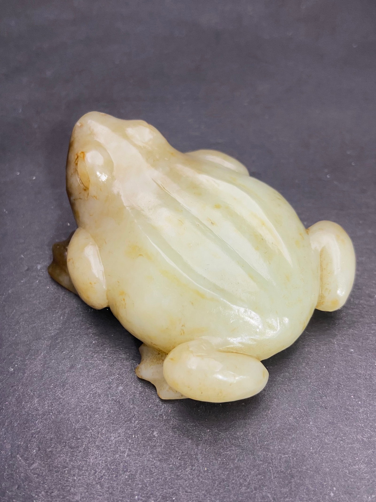 An Exquisite White Jade Frog Hand Piece (1 of 7)