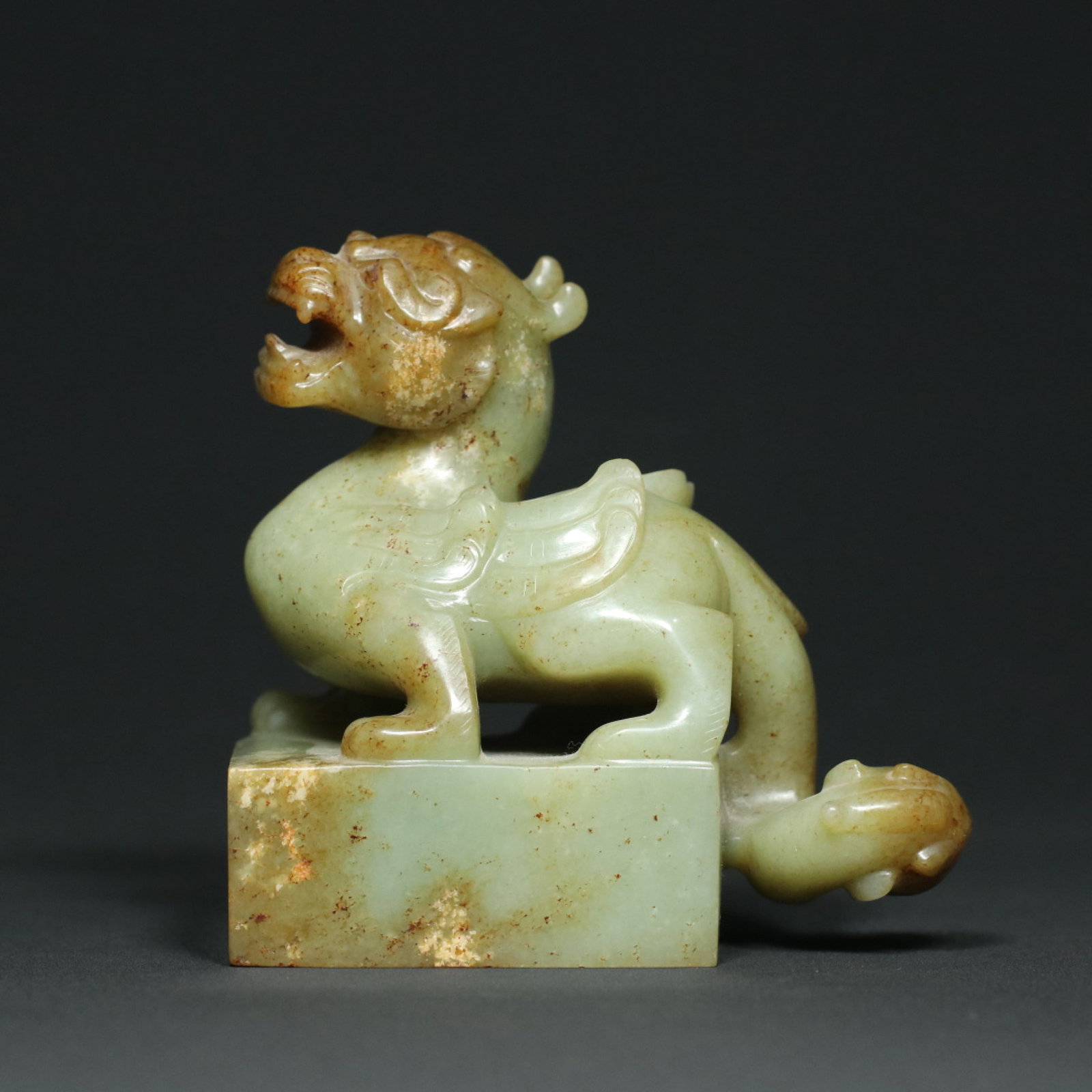 An Exquisite White Jade Auspicious Beast Pattern Seal: An Exquisite White Jade Auspicious Beast Pattern Seal,Qing Dynasty,China,Size:4.3inx2.5inx4.3in,Weight:782g 白玉瑞兽纹印章,中国清代