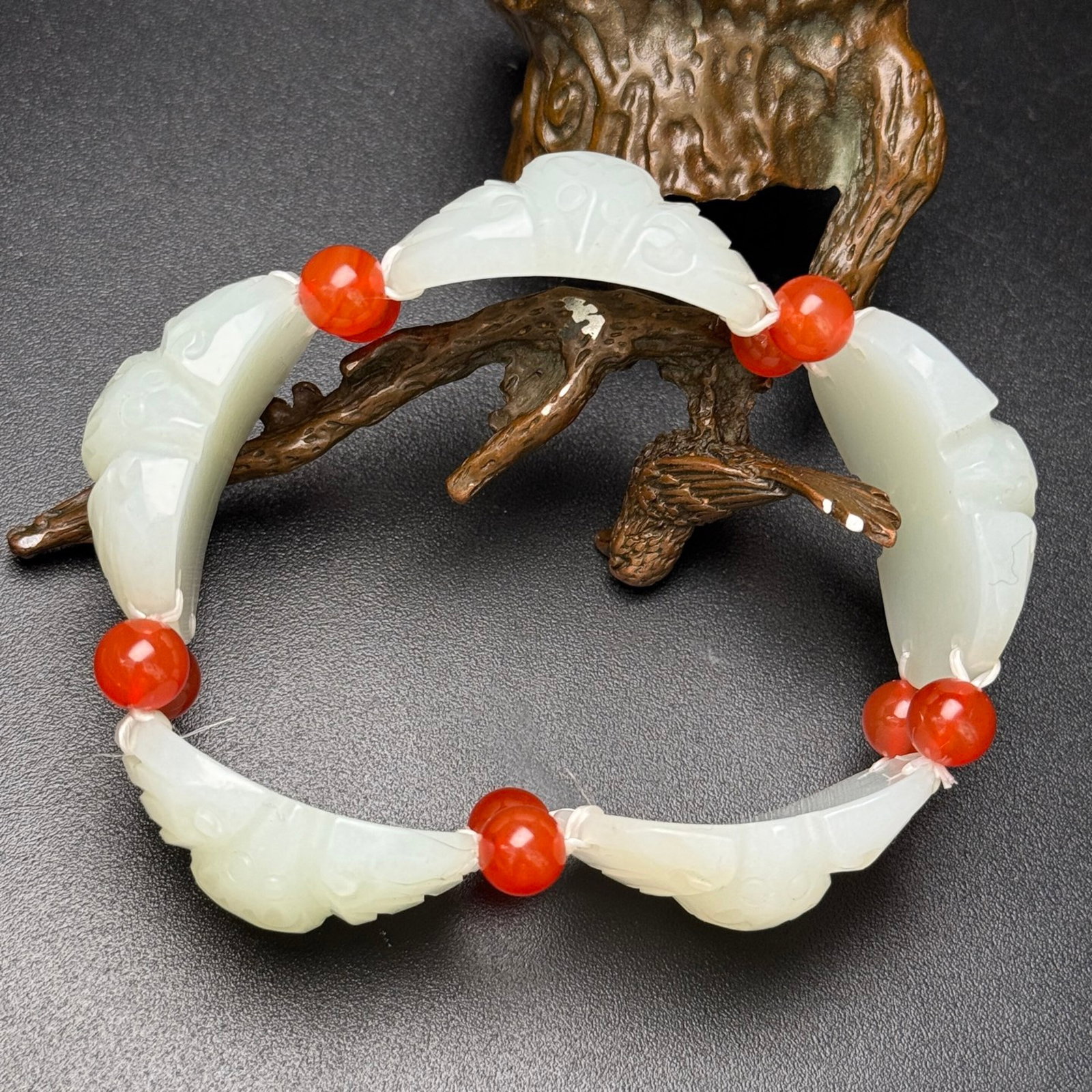 An Exquisite White Jade Bats Pattern Bracelets - 5