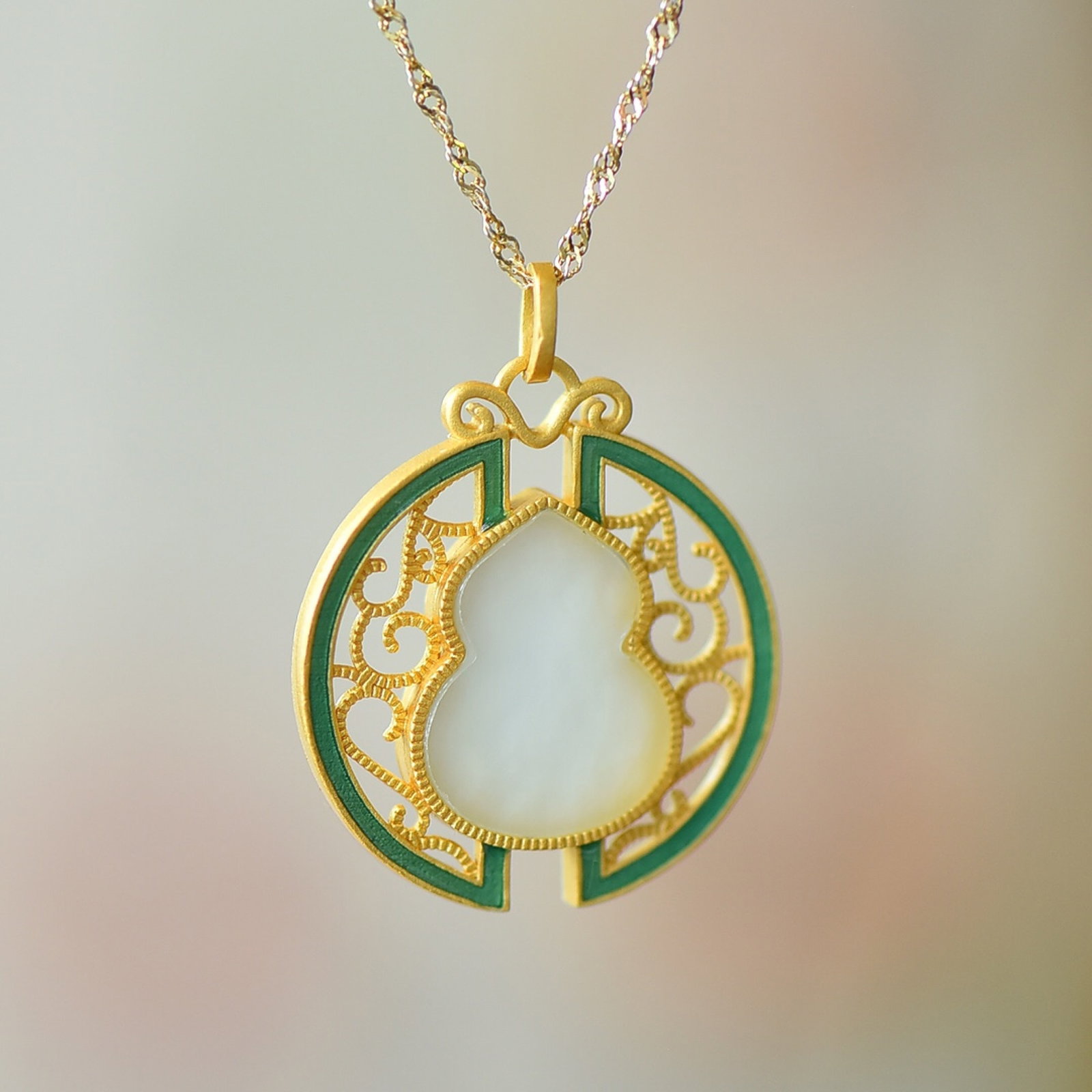 An Exquisite Sterling Silver-Gold Plated Inlaid White Jade Pendant: An Exquisite Sterling Silver-Gold Plated Inlaid White Jade Pendant 纯银镀金镶白玉吊坠