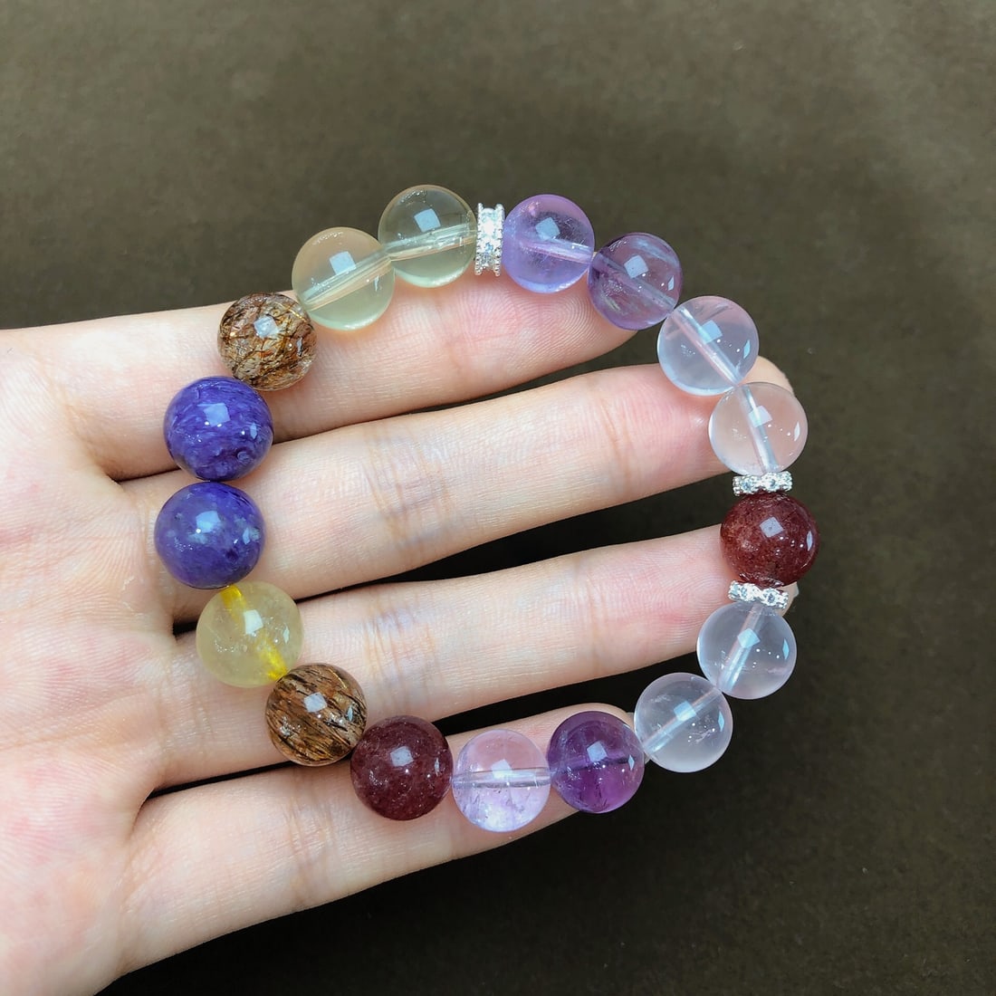 An Exquisite Crystal Bracelets: An Exquisite Crystal Bracelets,Size:10.7mm, Weight:29.4g 水晶手串