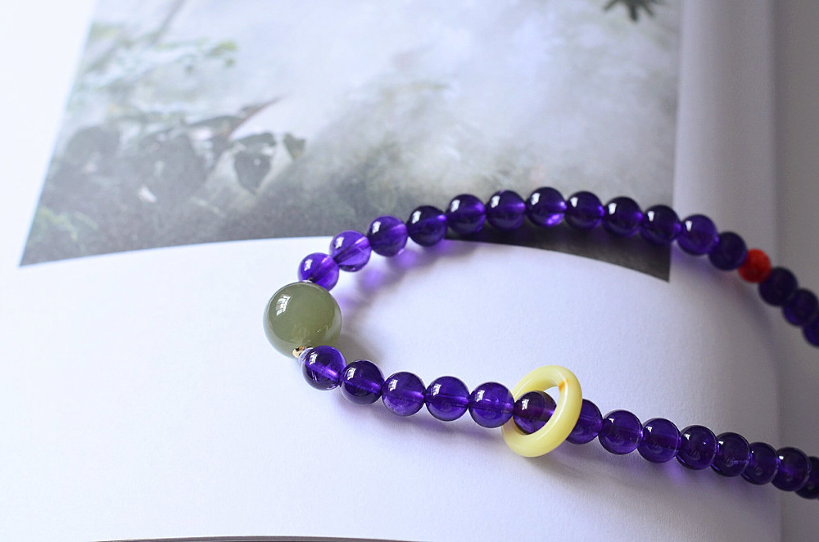 An Exquisite Crystal Bracelets - 5