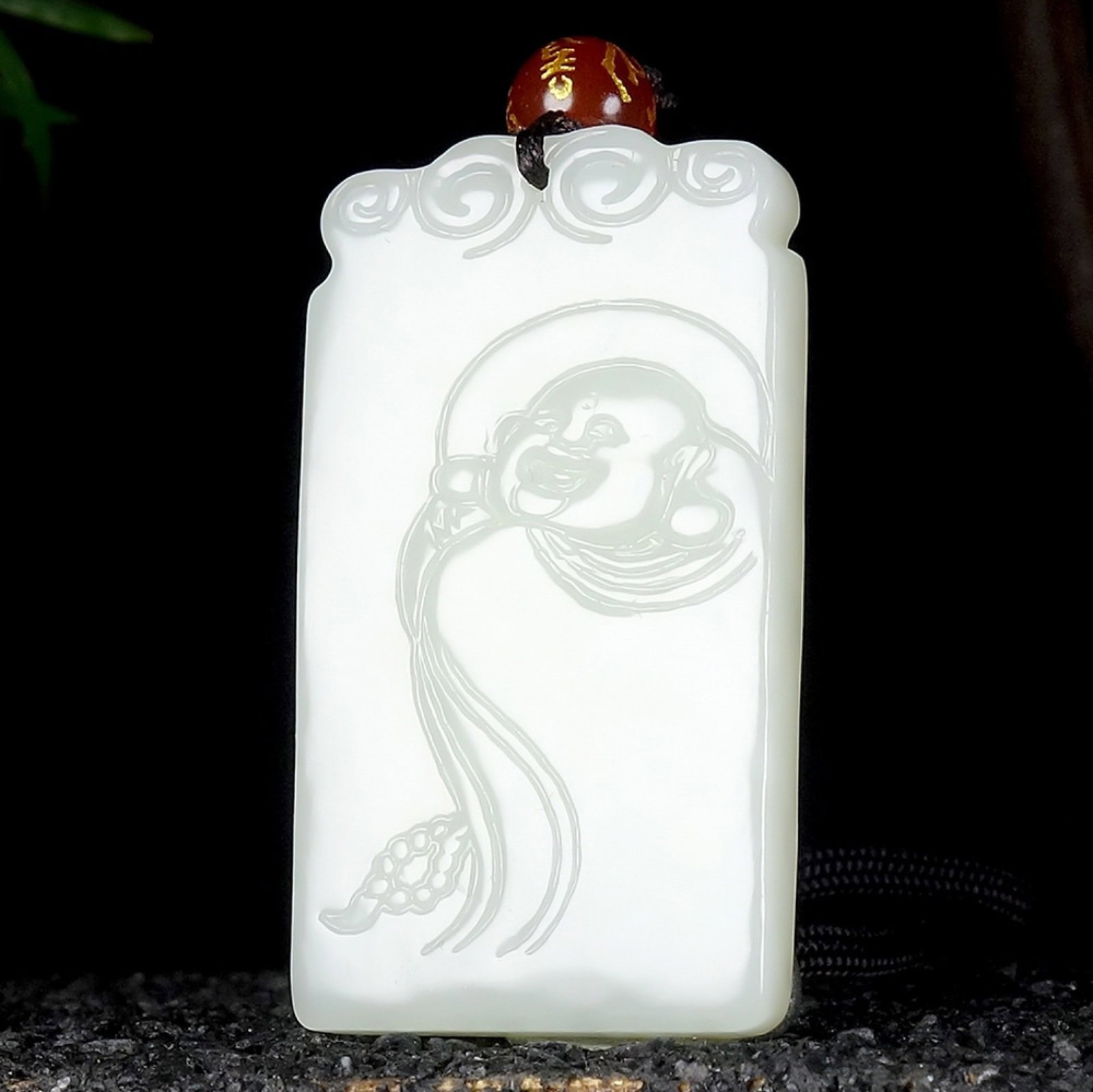 An Exquisite White Jade Statue of Maitreya Buddha Pendant: An Exquisite White Jade Statue of Maitreya Buddha Pendant,Size:49mmx28mmx7mm 白玉弥勒佛像挂件